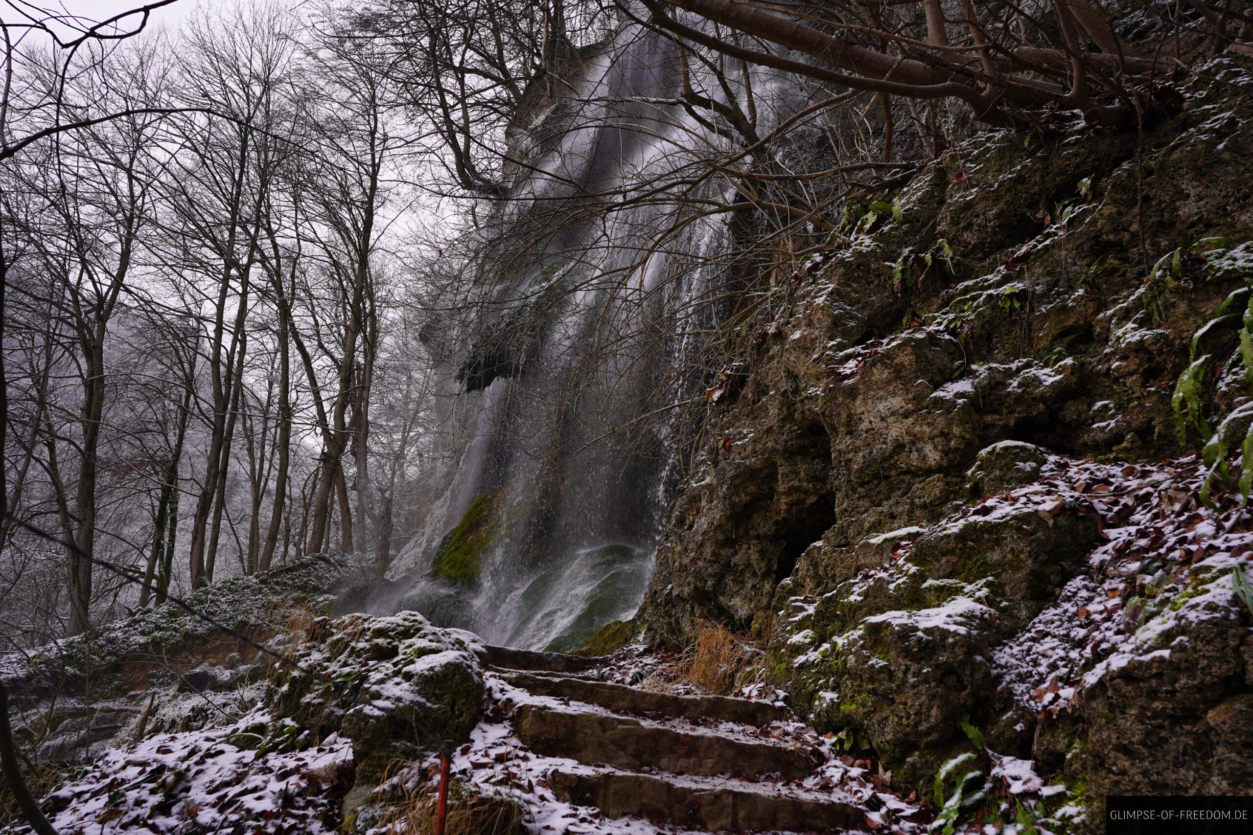 Ankunft am Uracher Wasserfall scaled Ankunft am Uracher Wasserfall