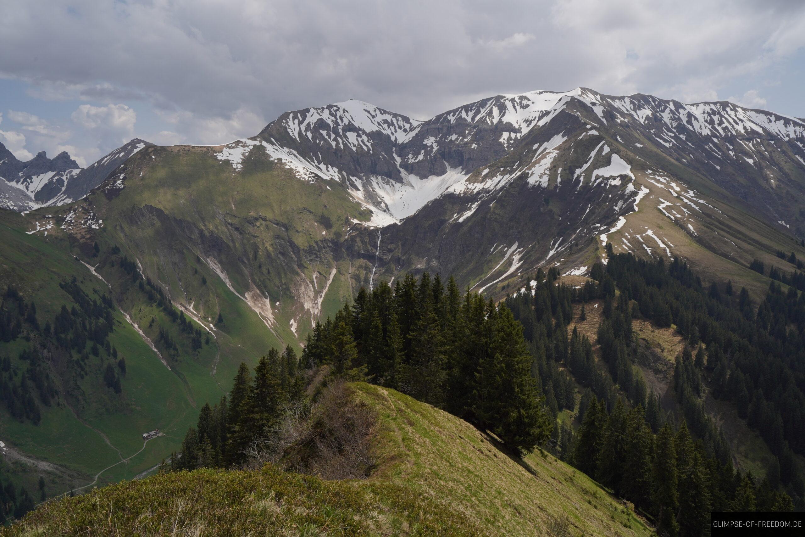 Aufstieg zum Kegelkopf Gipfel scaled Aufstieg zum Kegelkopf Gipfel