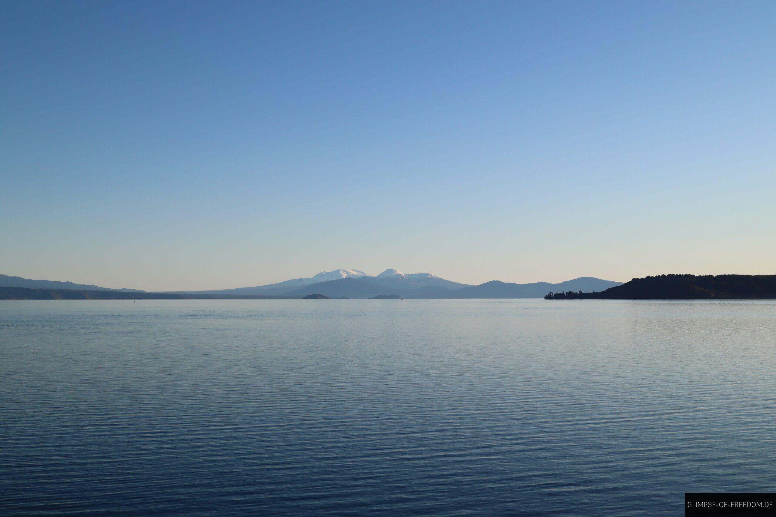 Ausblick auf Mount Ngauruhoe und Mount Ruapehu scaled Ausblick auf Mount Ngauruhoe und Mount Ruapehu
