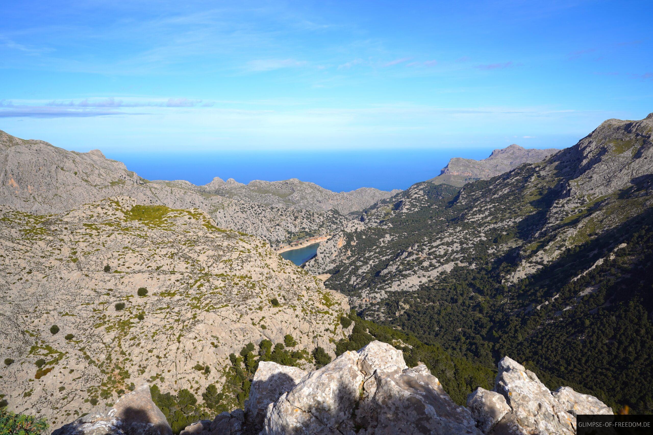 Ausblick auf den See und das Meer scaled Ausblick auf den See und das Meer