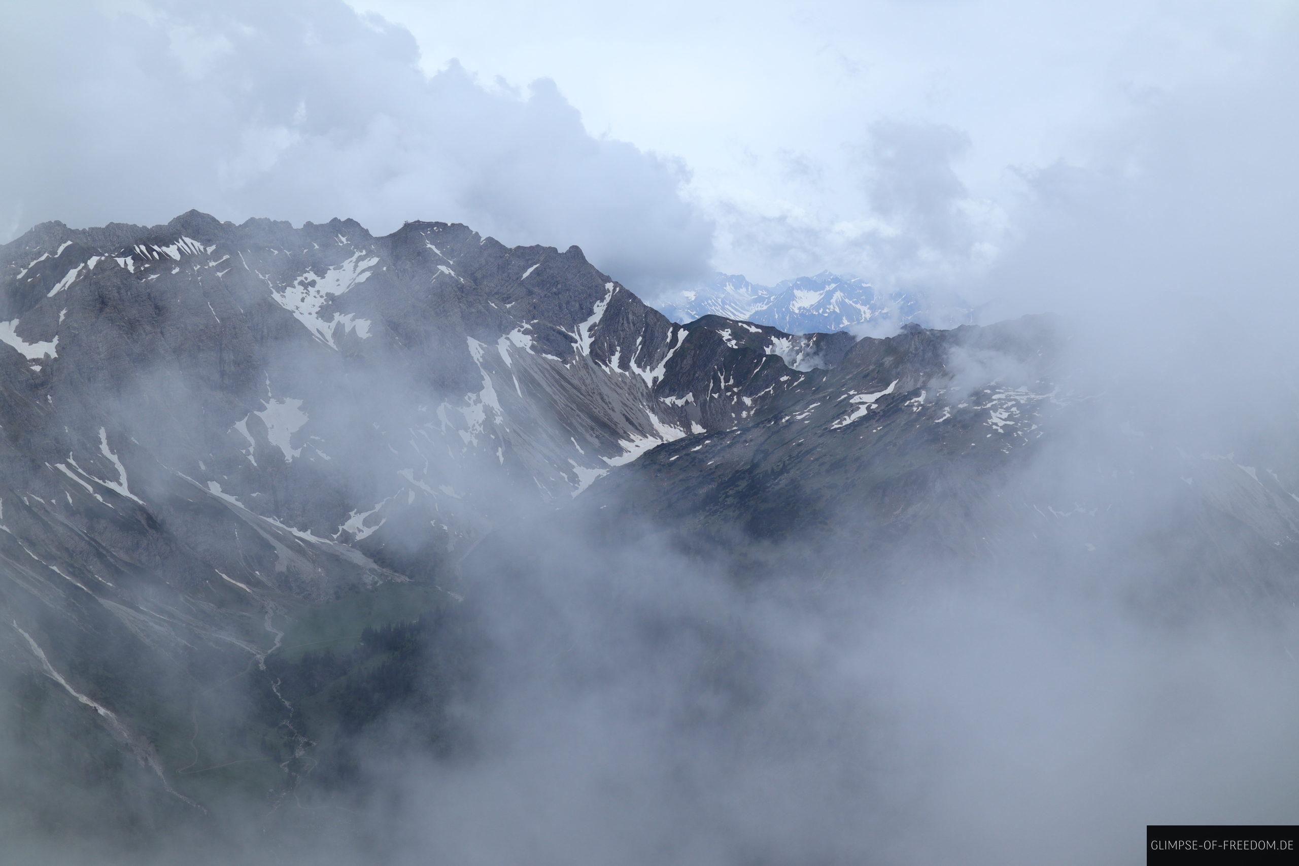 Ausblick vom Rotspitz Gipfel auf das Nebenhorn scaled Ausblick vom Rotspitz Gipfel auf das Nebenhorn