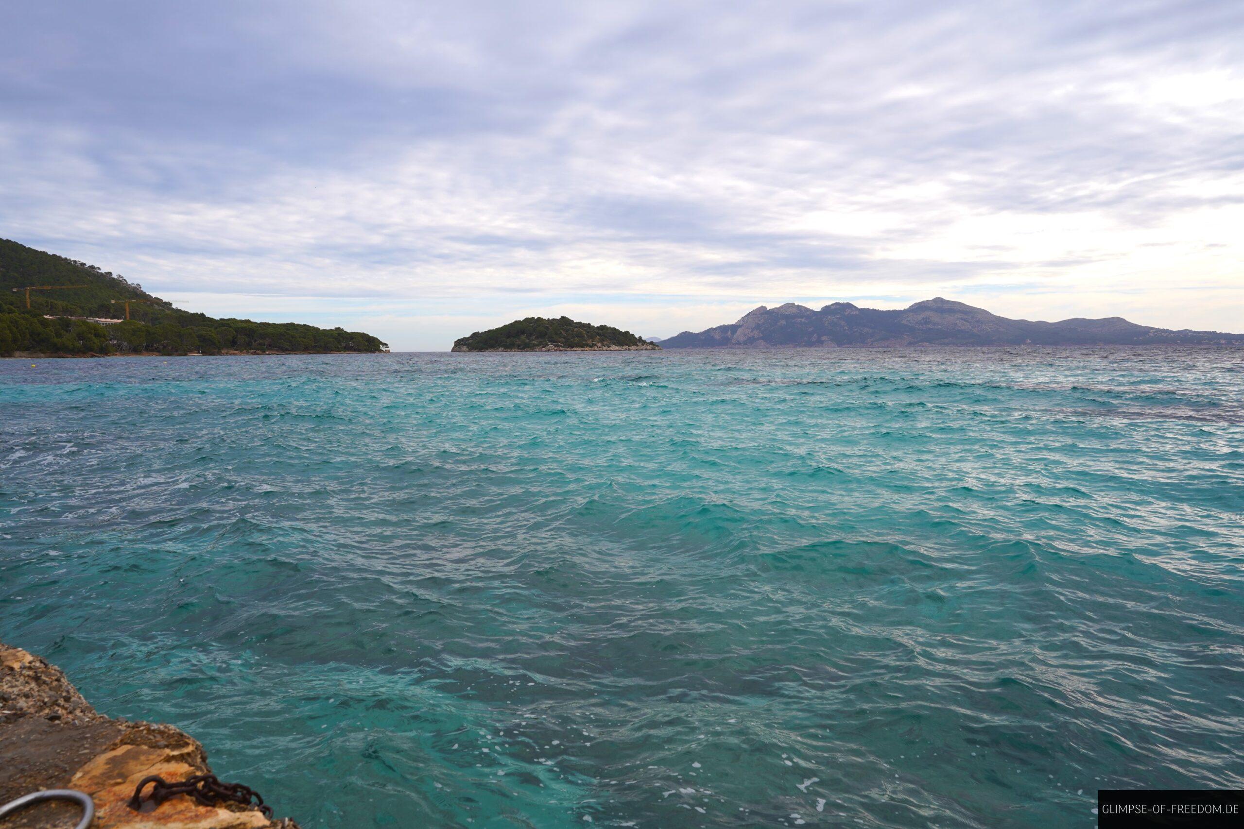 Ausblick vom Steg am Playa de Formentor scaled Ausblick vom Steg am Playa de Formentor