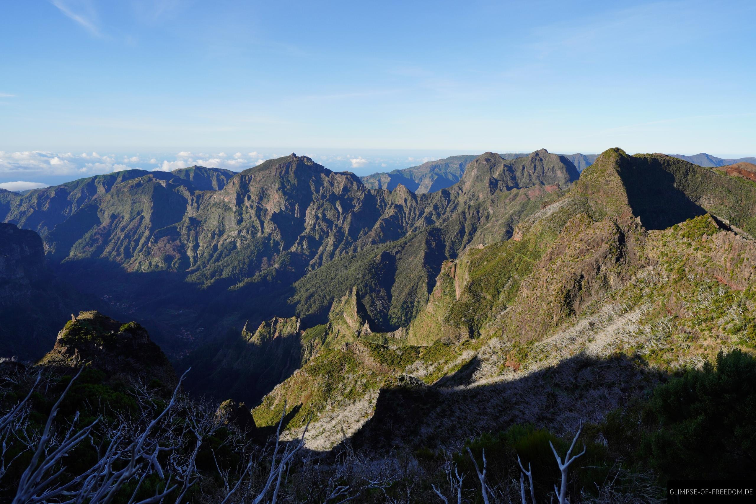Aussicht auf Pico do Jorge und Pico Grande Aussicht auf Pico do Jorge und Pico Grande