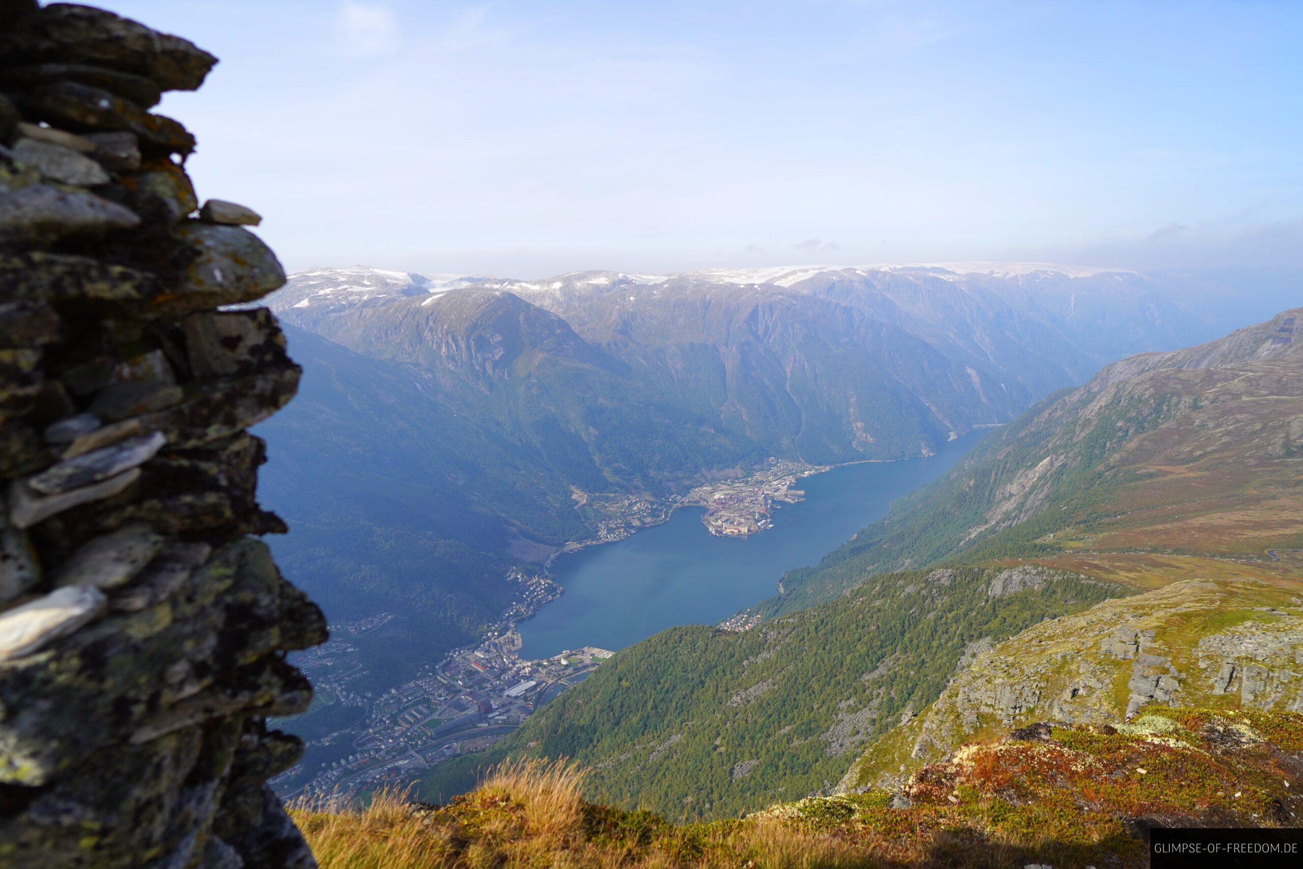 Aussicht auf den Sognefjord vom Rossnos Gipfel
