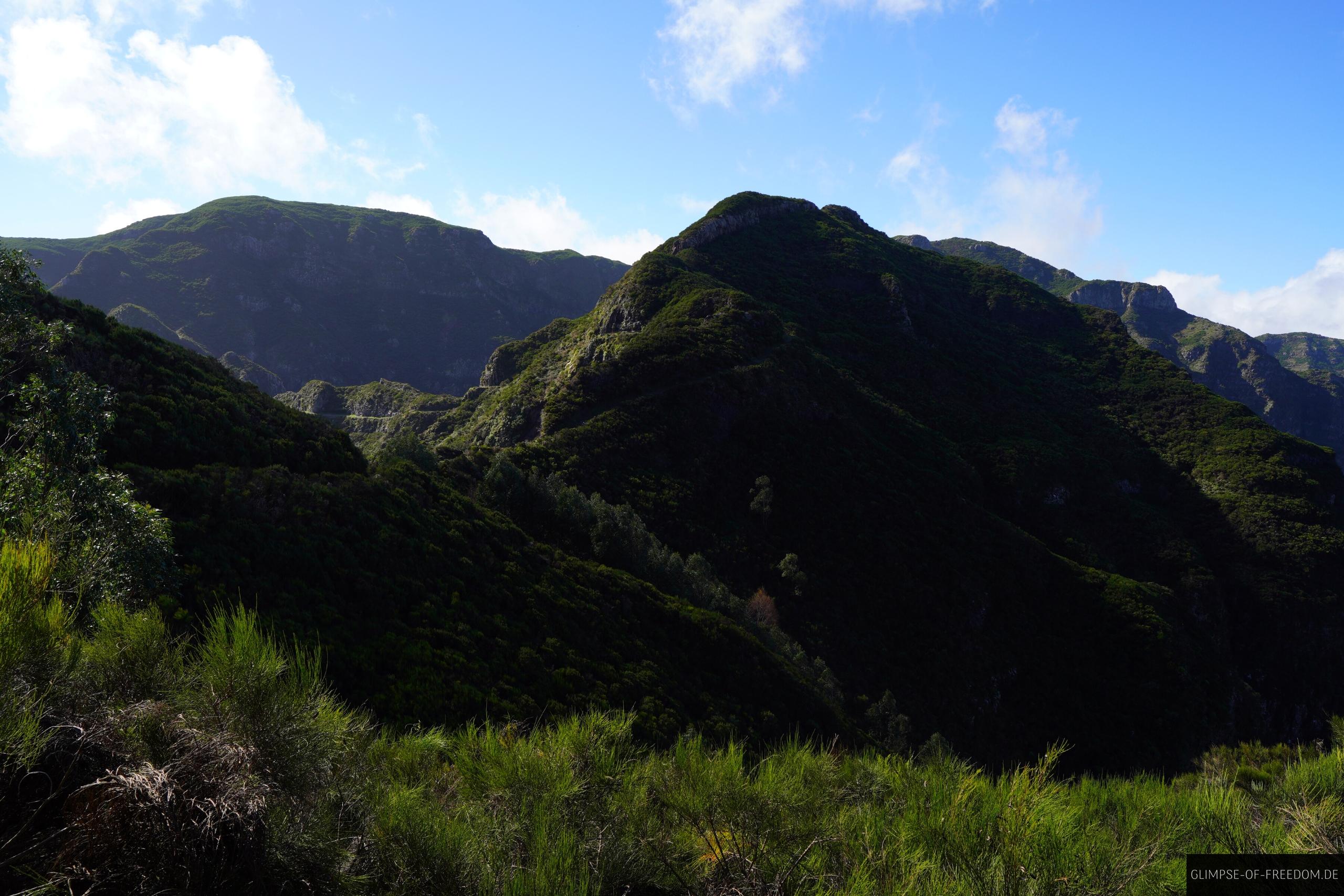 Aussicht ueber die gruenen Berge Aussicht über die grünen Berge