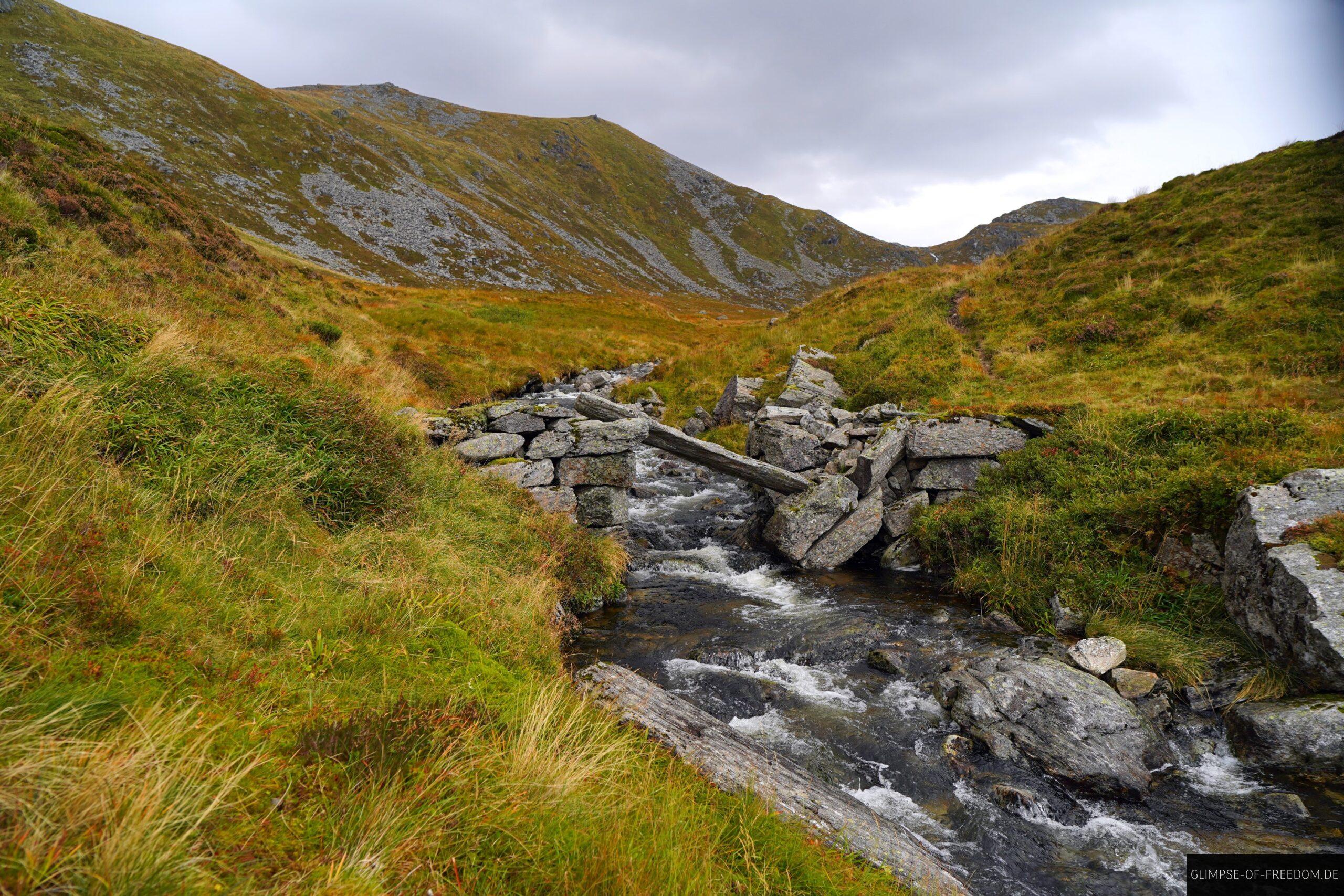 Bachueberquerung am Veten scaled Bachüberquerung am Veten