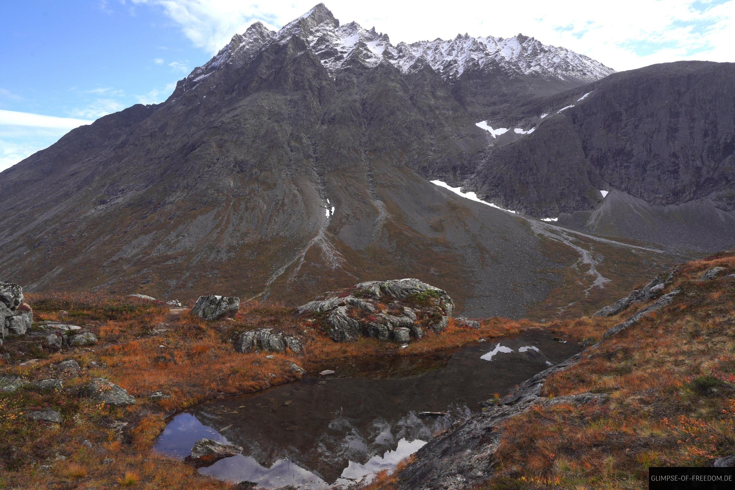 Berg mit Spiegelung Berg mit Spiegelung