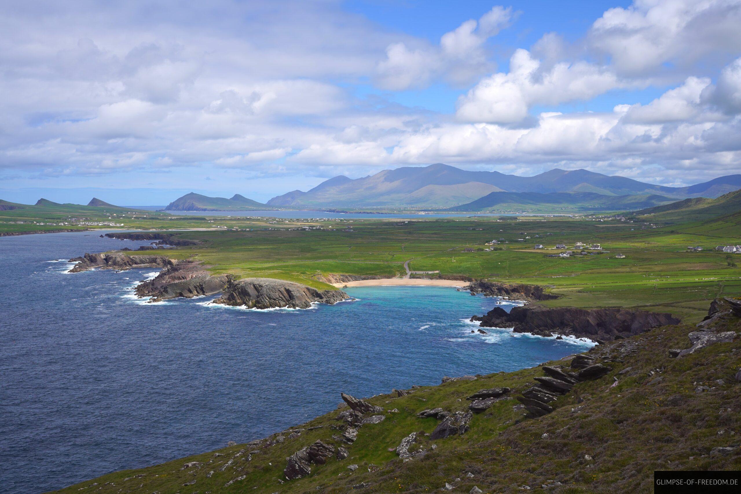 Blick auf den Clogher Strand vom Clogher Head scaled Blick auf den Clogher Strand vom Clogher Head