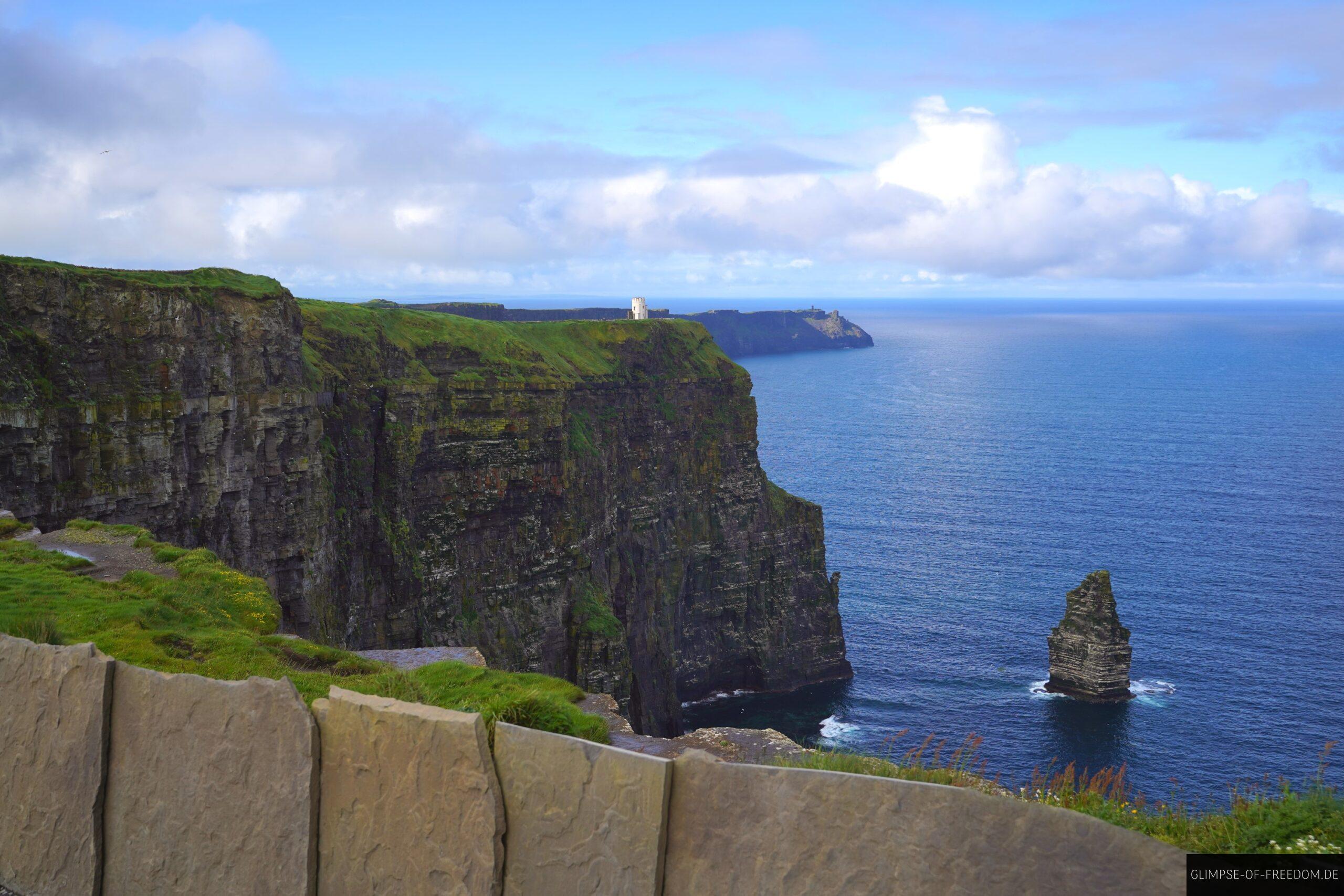 Blick auf den OBriens Tower von Norden scaled Blick auf den O’Brien’s Tower von Norden