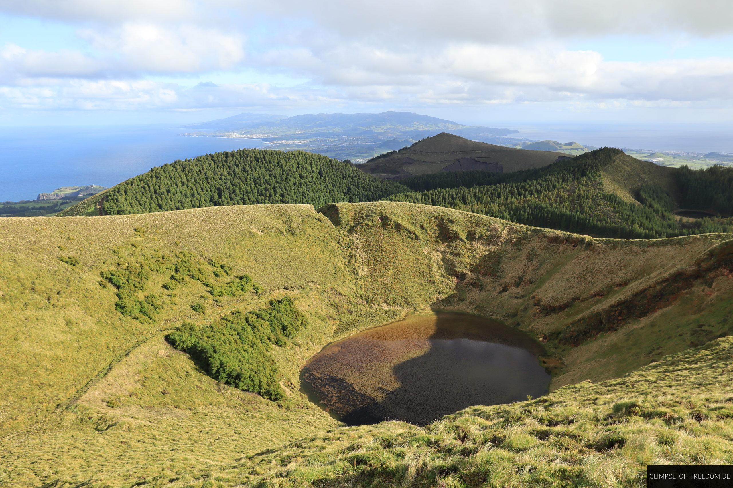 Blick auf den See Lagoa das Eguas Sul scaled Blick auf den See Lagoa das Eguas Sul