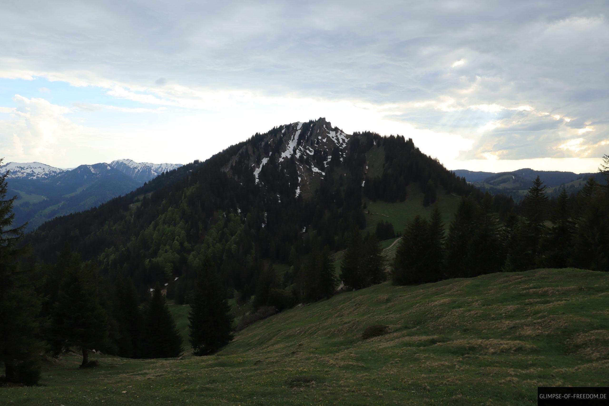 Blick auf den Steineberg in der Hochgratkette scaled Blick auf den Steineberg in der Hochgratkette