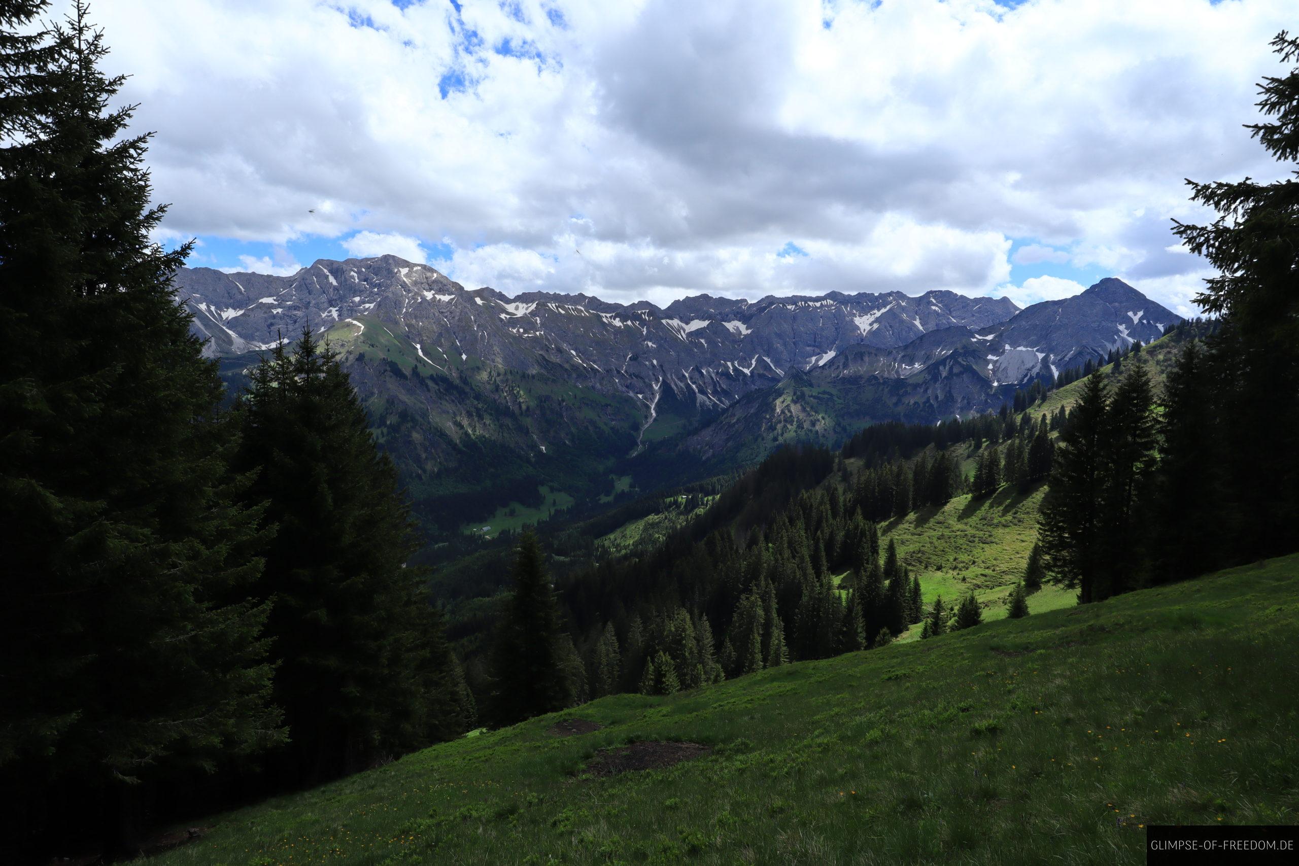 Blick auf den grossen Daume und das Nebelhorn von den Sonnenkoepfen scaled Blick auf den großen Daumen und das Nebelhorn von den Sonnenköpfen