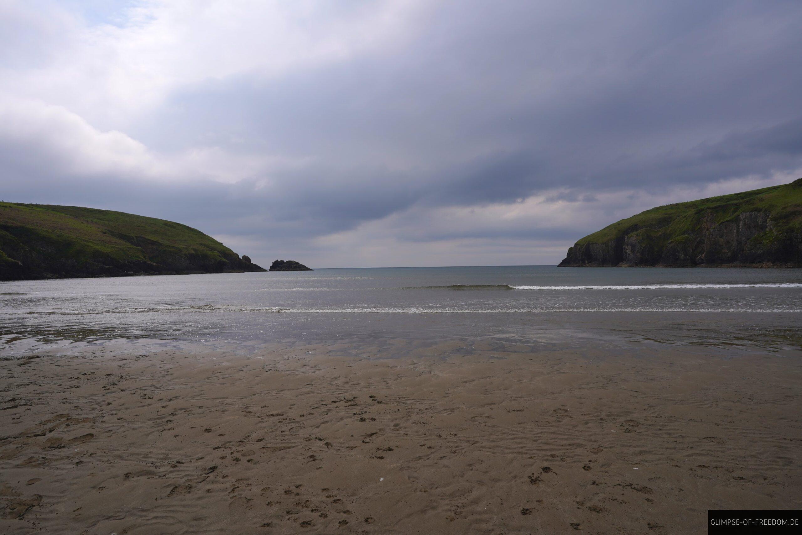 Blick aufs Meer in der Stradbally Cove scaled Blick aufs Meer in der Stradbally Cove
