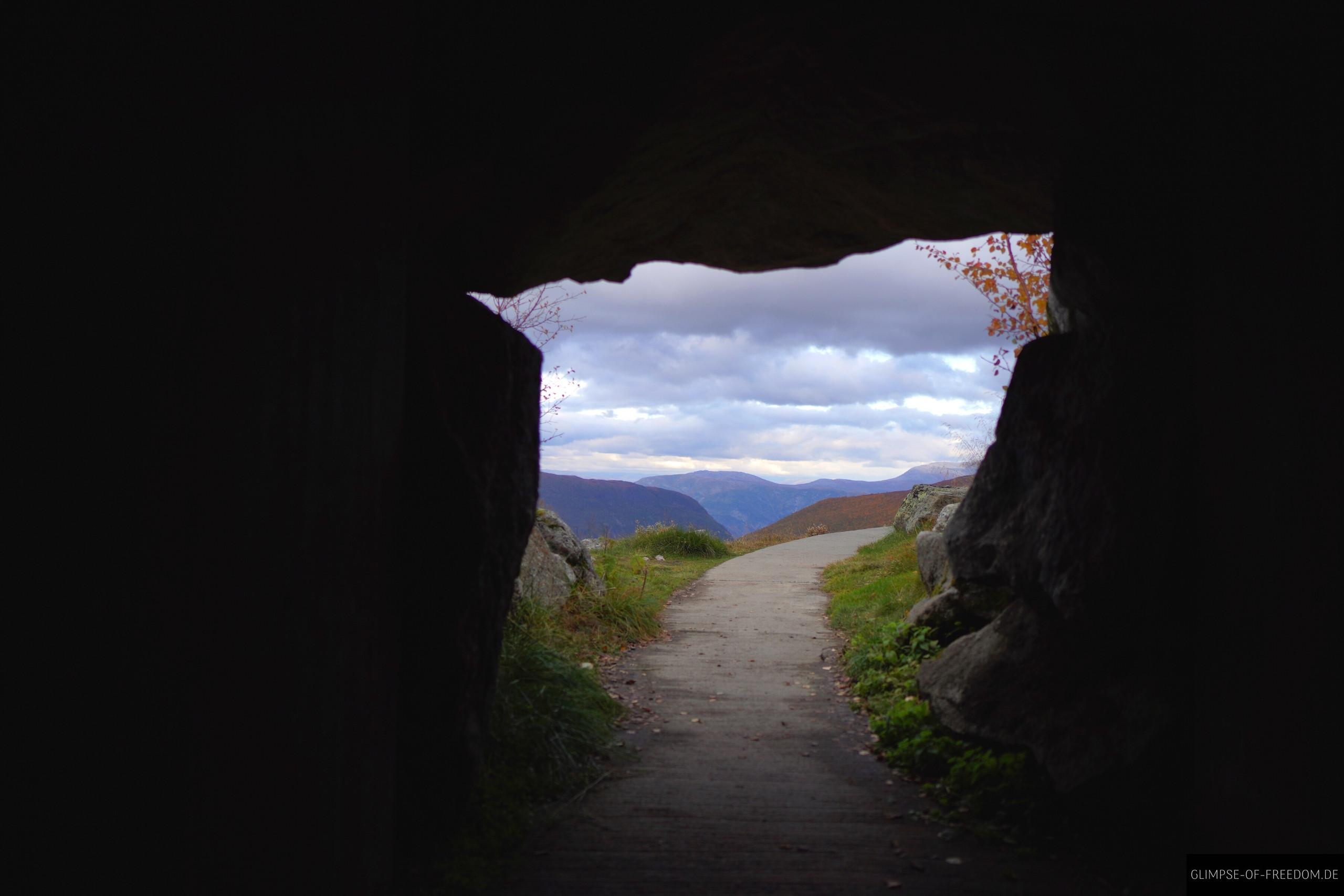 Blick aus der Vedahaugane Hoehle Blick aus der Vedahaugane Höhle