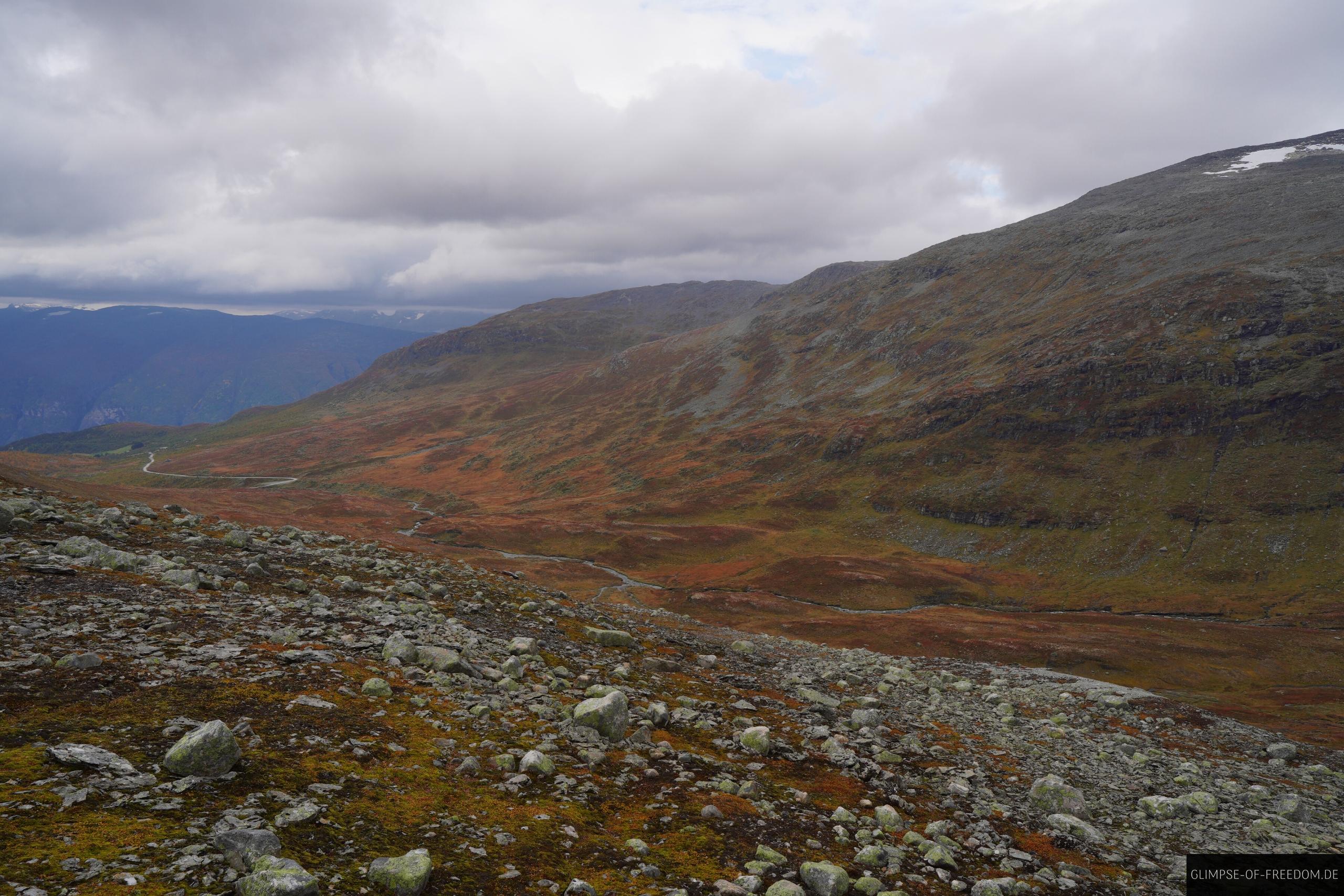 Blick in ein Tal mit Felsenmeer Blick in ein Tal mit Felsenmeer