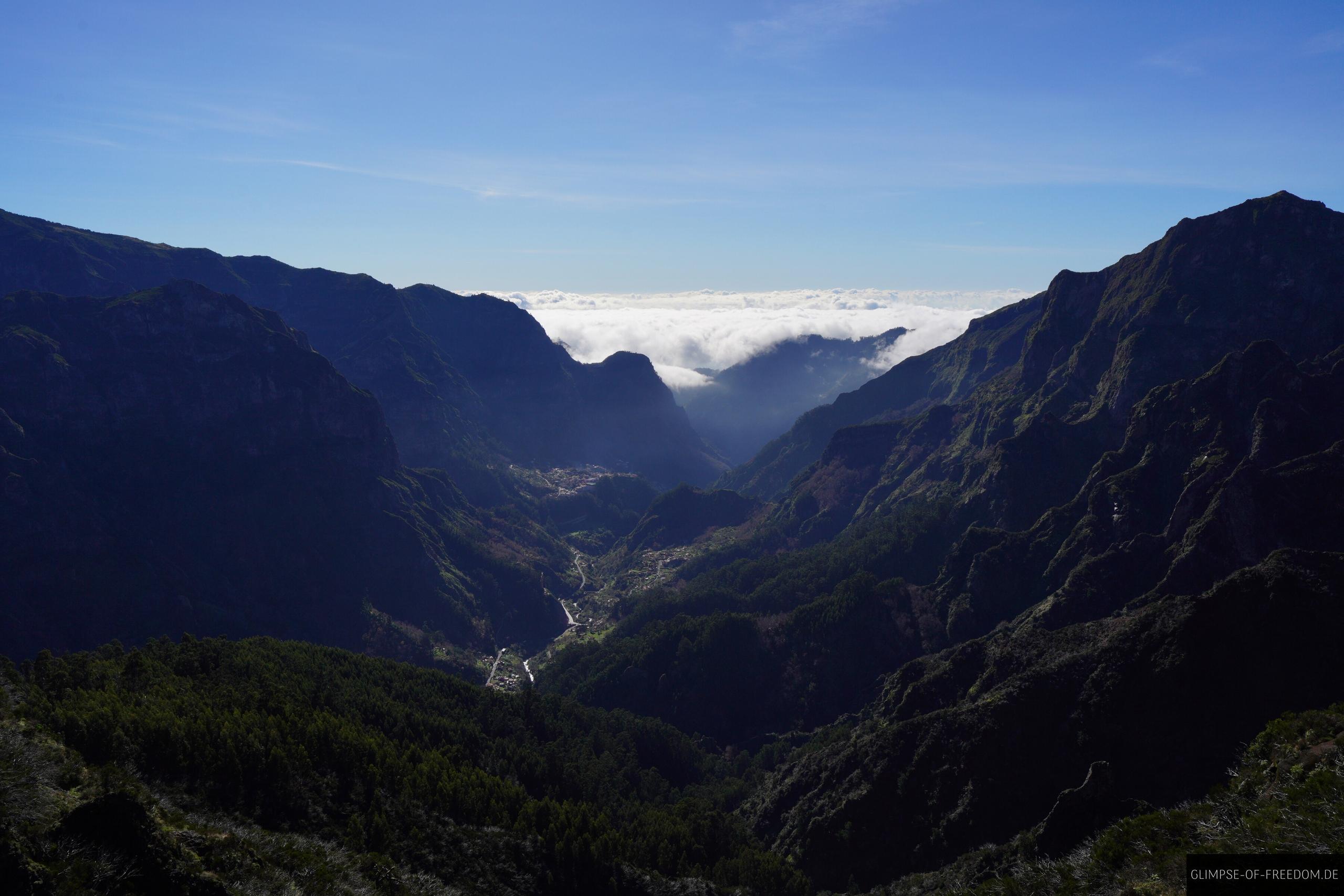 Blick ins Tal der Nonnen auf Madeira Blick ins Tal der Nonnen auf Madeira