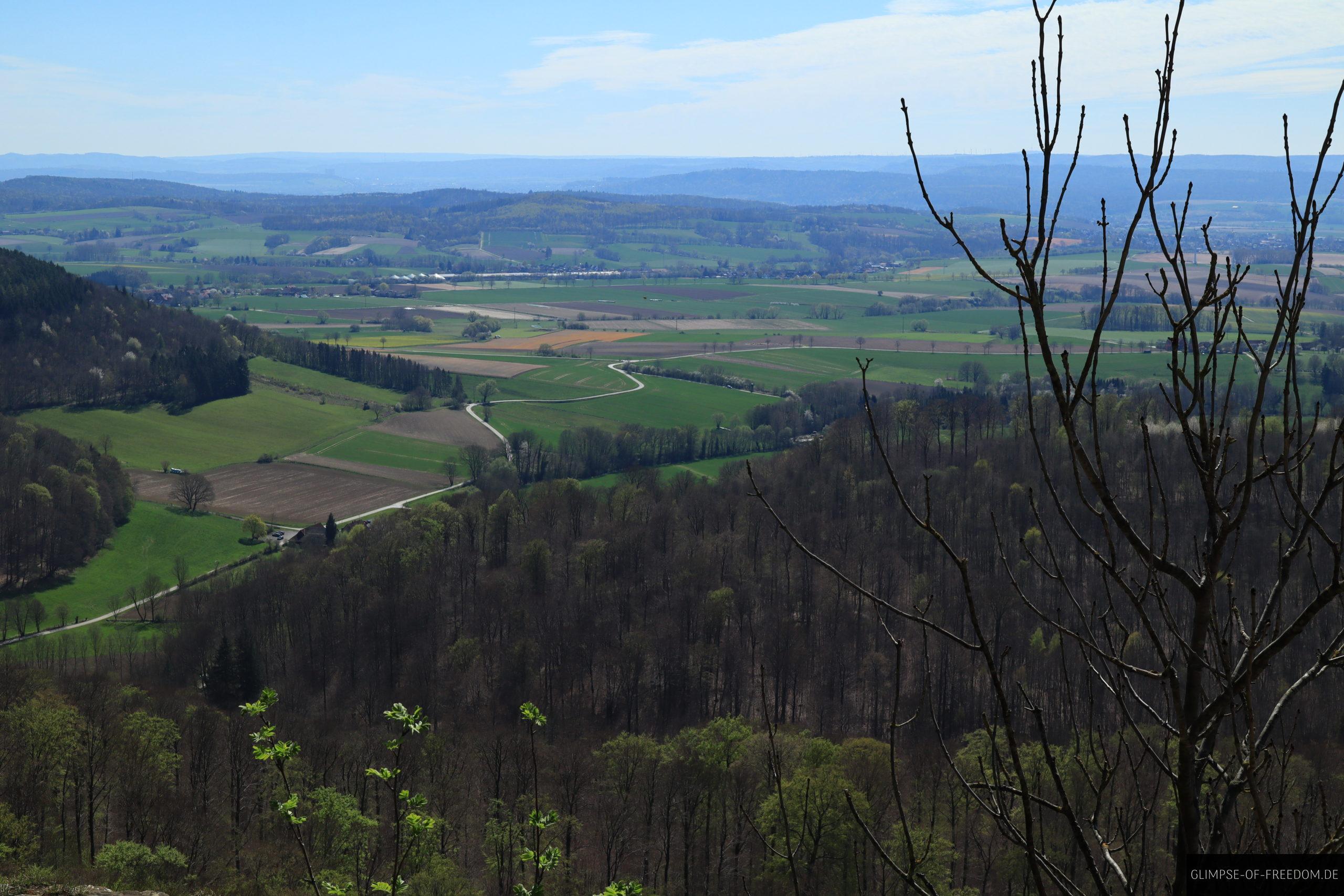 Blick ins Tal im Weserbergland scaled Blick ins Tal im Weserbergland