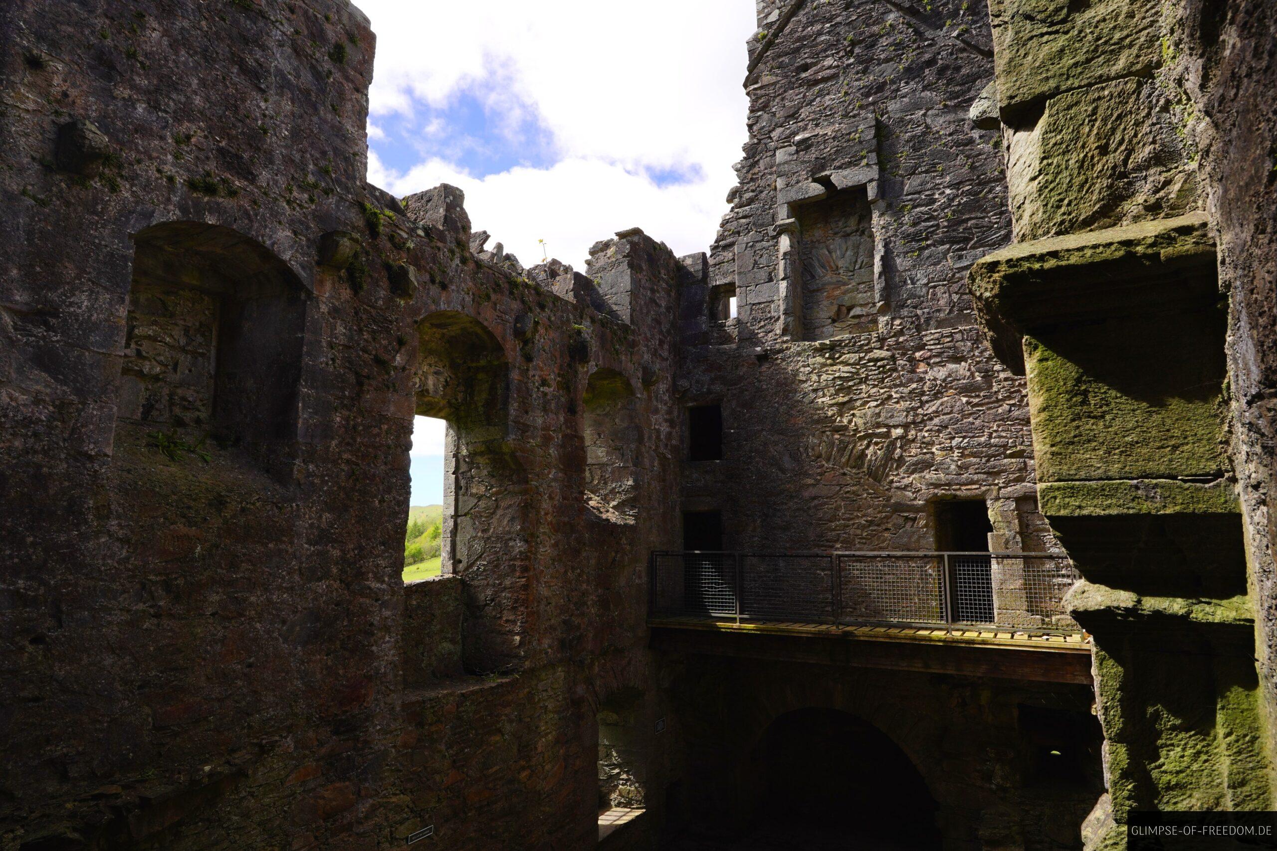 Blick vom ersten Stock im Carnasserie Castle scaled Blick vom ersten Stock im Carnasserie Castle