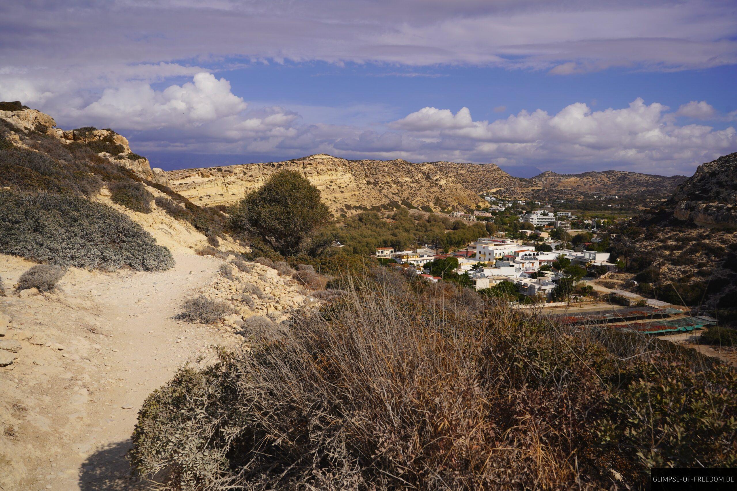 Blick zurueck Richtung Matala scaled Blick zurück Richtung Matala