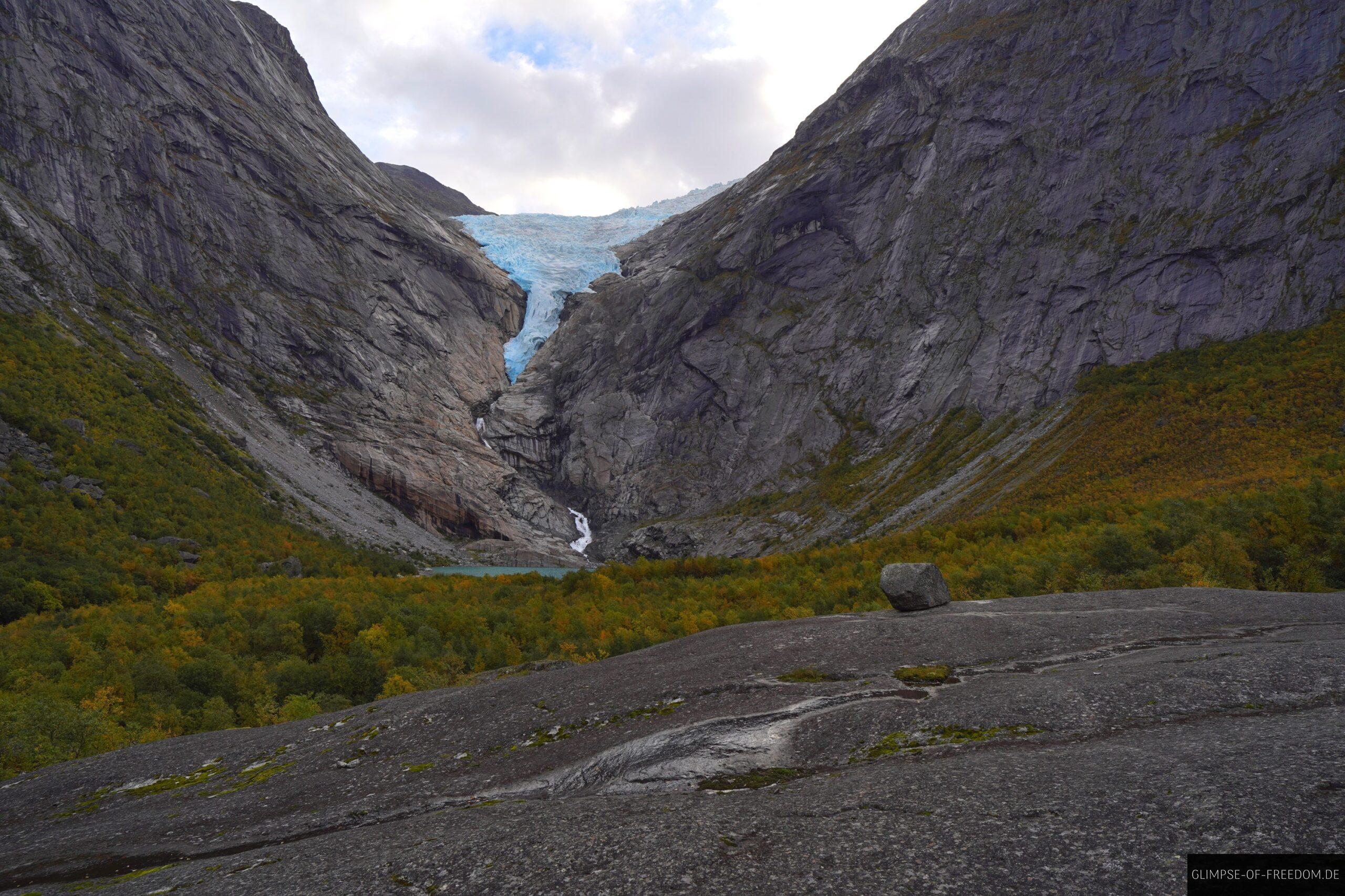 Briksdalsbreen am Kattanakken scaled Briksdalsbreen am Kattanakken