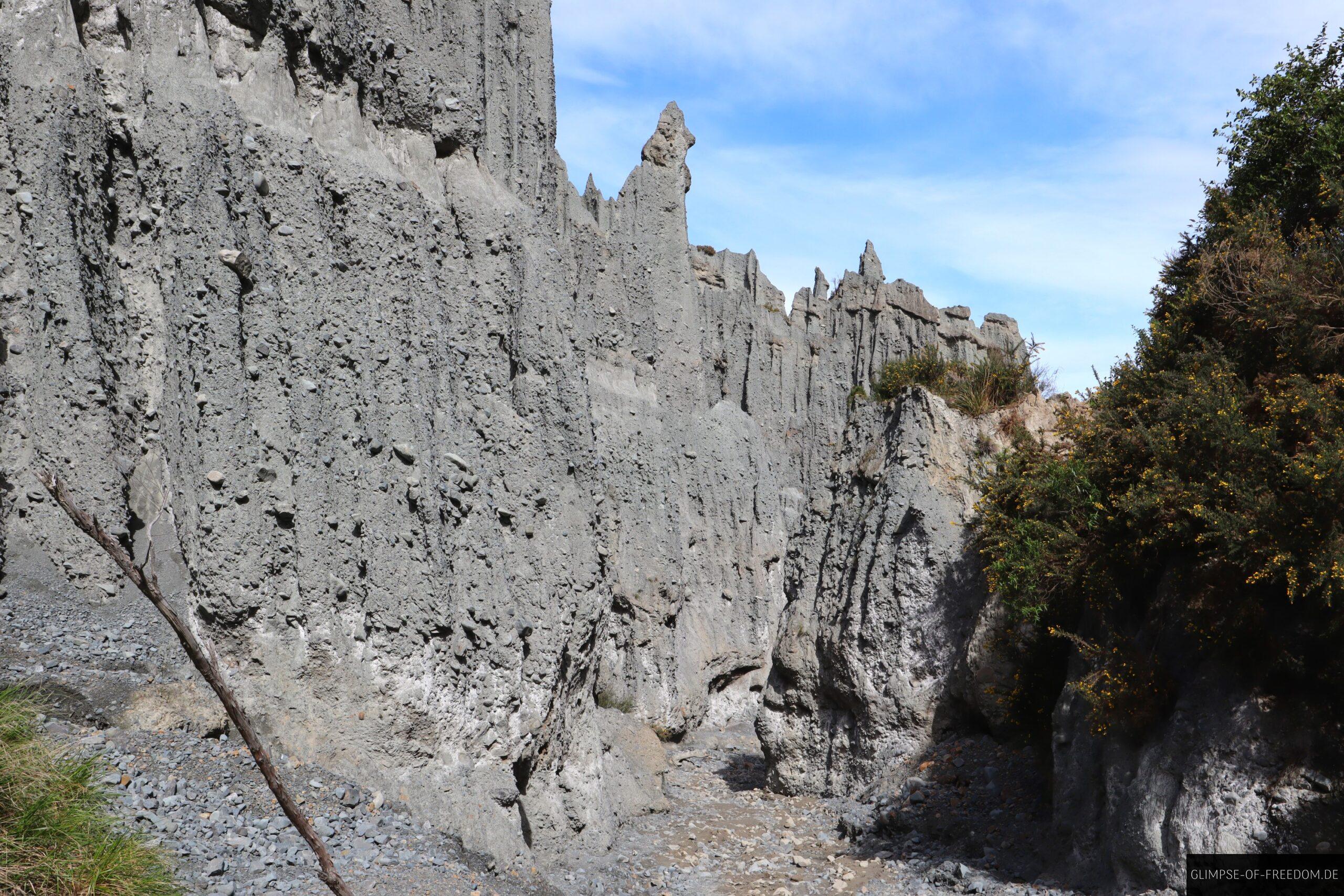 Broeckelige Beschaffenheit der Putangirua Pinnacles scaled Bröckelige Beschaffenheit der Putangirua Pinnacles