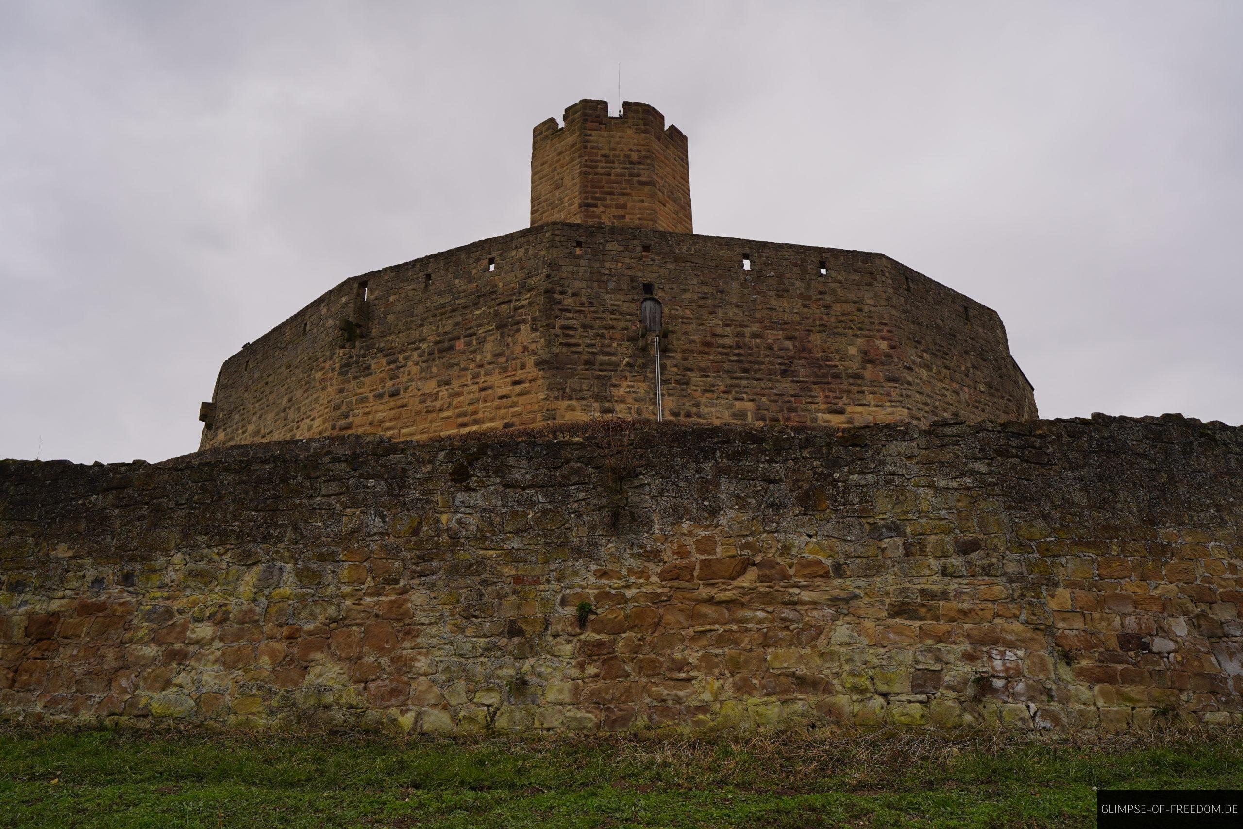 Burg Steinsberg Frontalansicht scaled Burg Steinsberg Frontalansicht