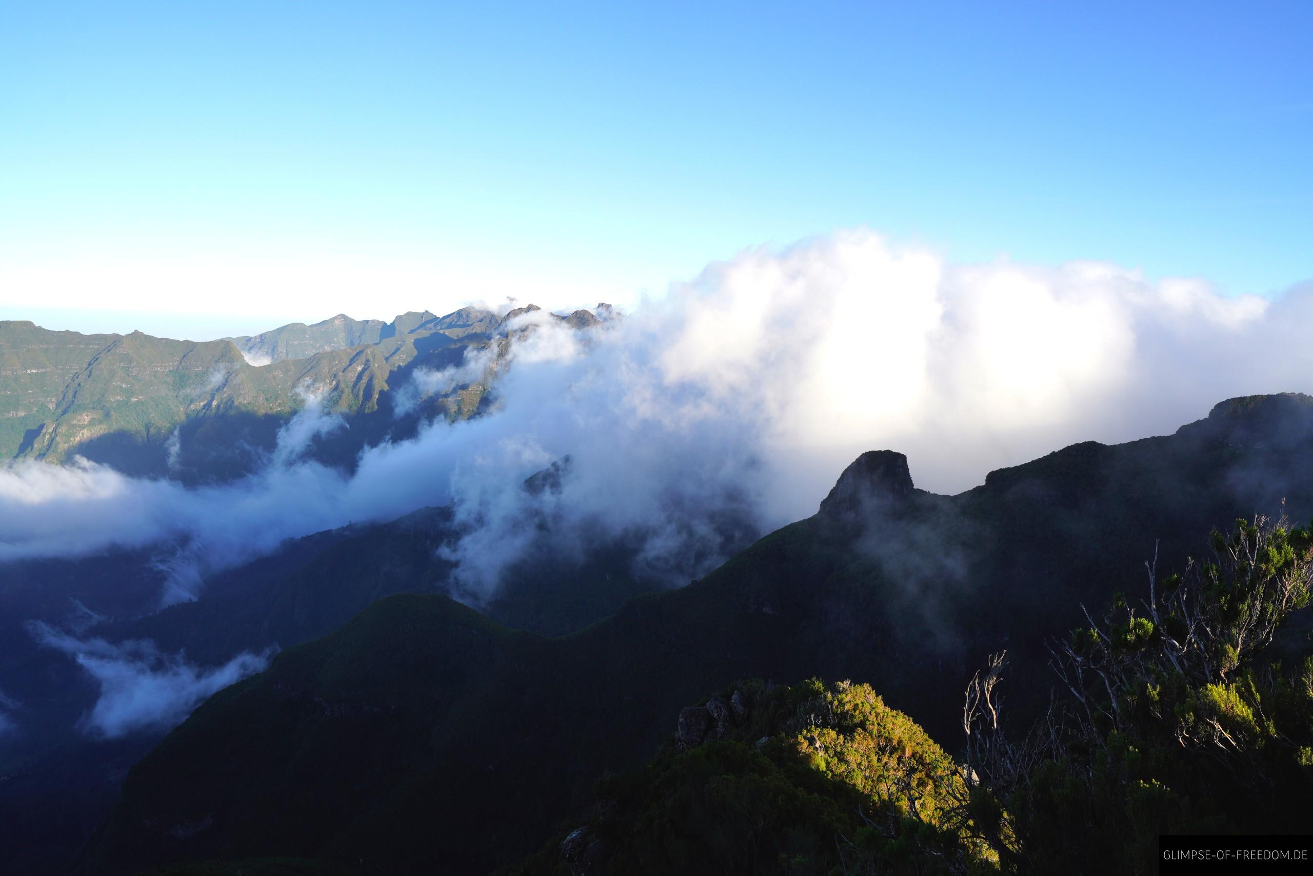 Caminho do Pinaculo e Folhadal Aussicht ueber die Berge Caminho do Pinaculo e Folhadal Aussicht über die Berge