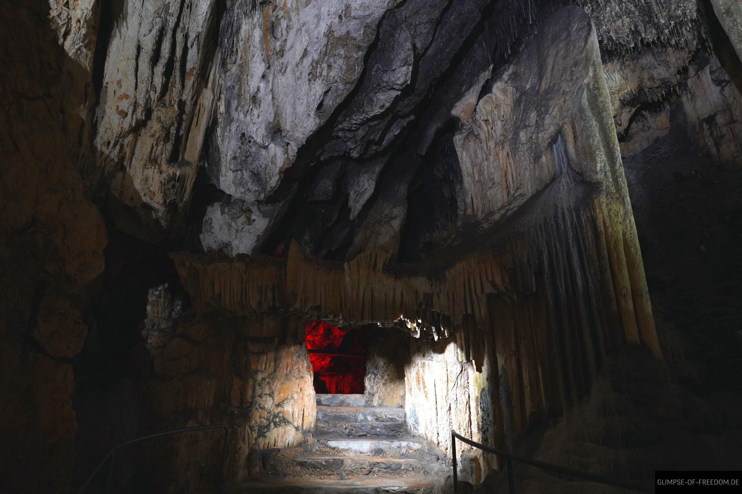 Eingang in die Hoelle in den Hoehlen von Arta scaled Eingang in die Hölle in den Höhlen von Artà