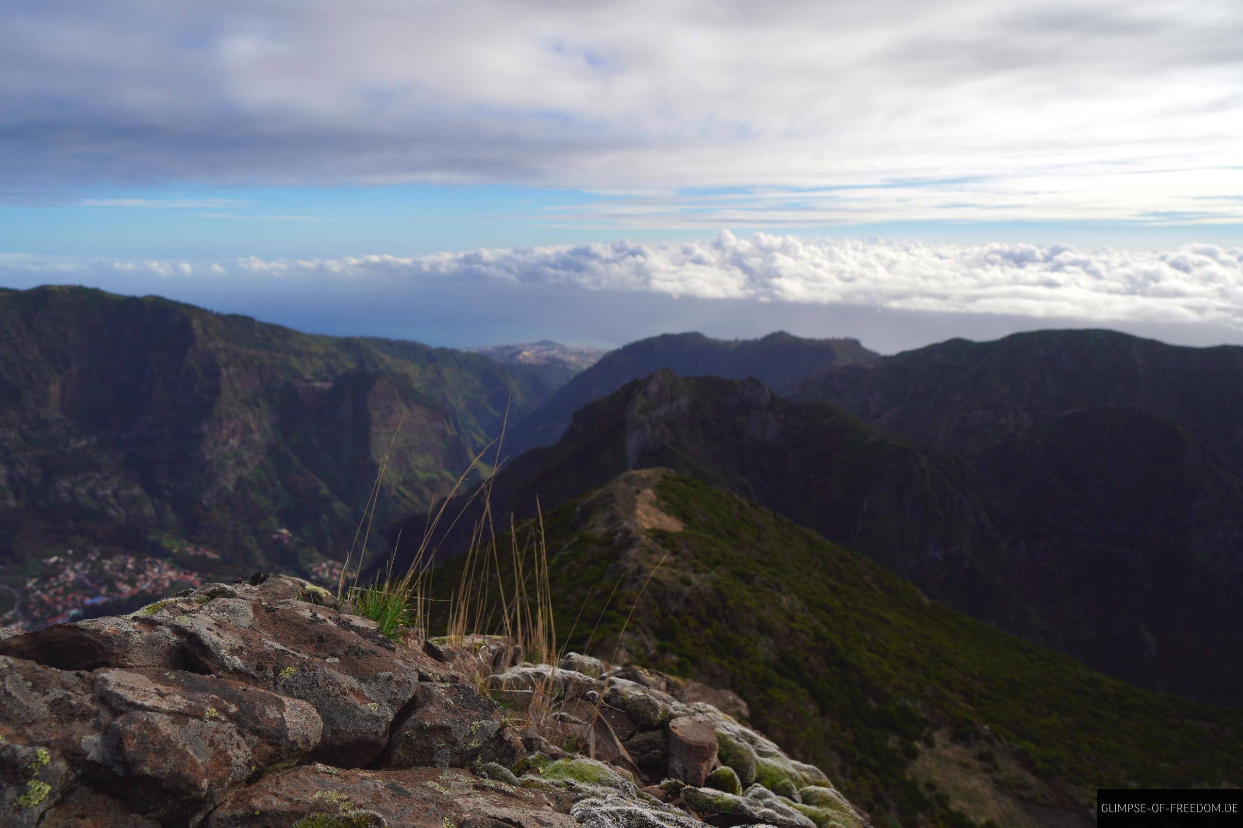Felsen und Steine in den Bergen Madeiras Felsen und Steine in den Bergen Madeiras