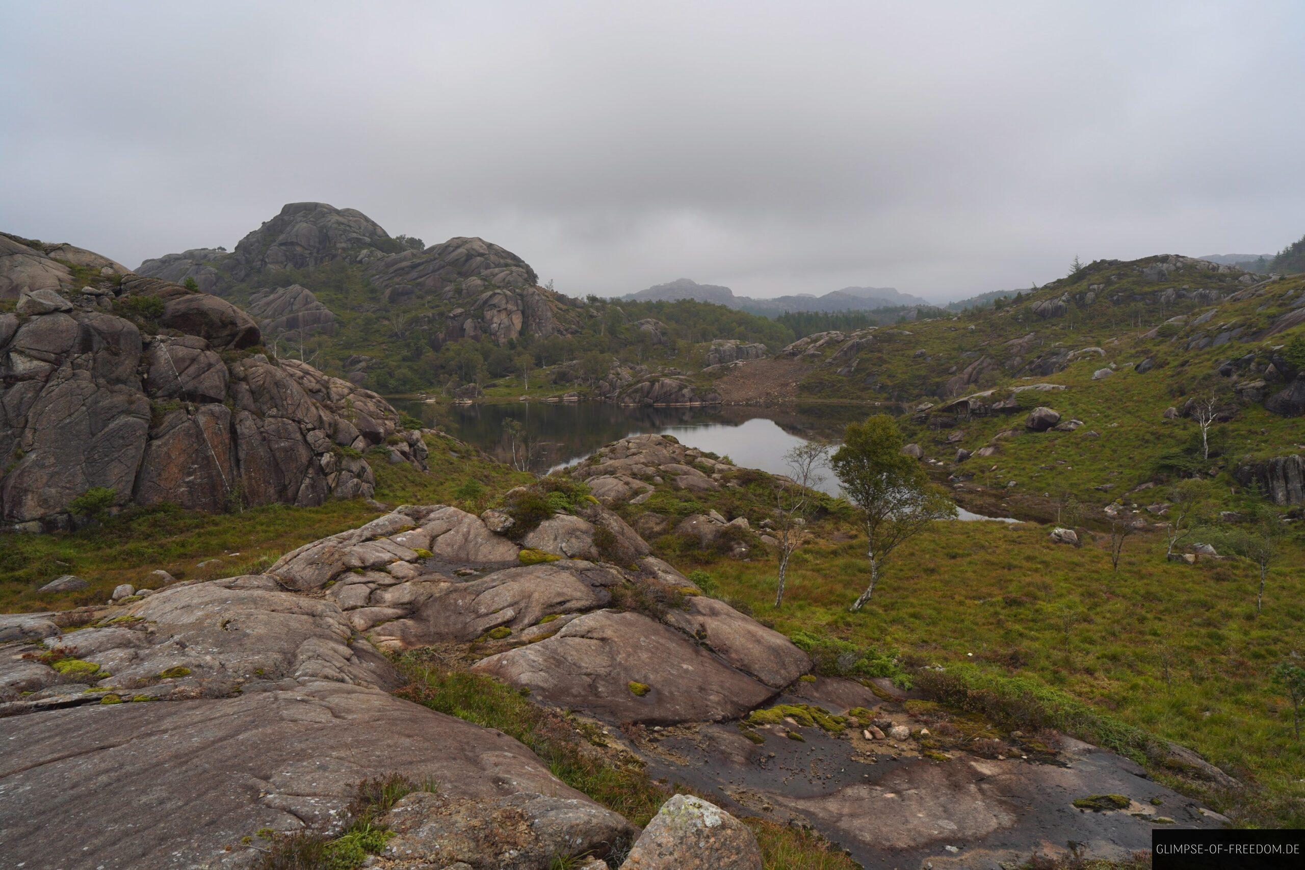 Felsige Landschaft am Trollpikken scaled Felsige Landschaft am Trollpikken