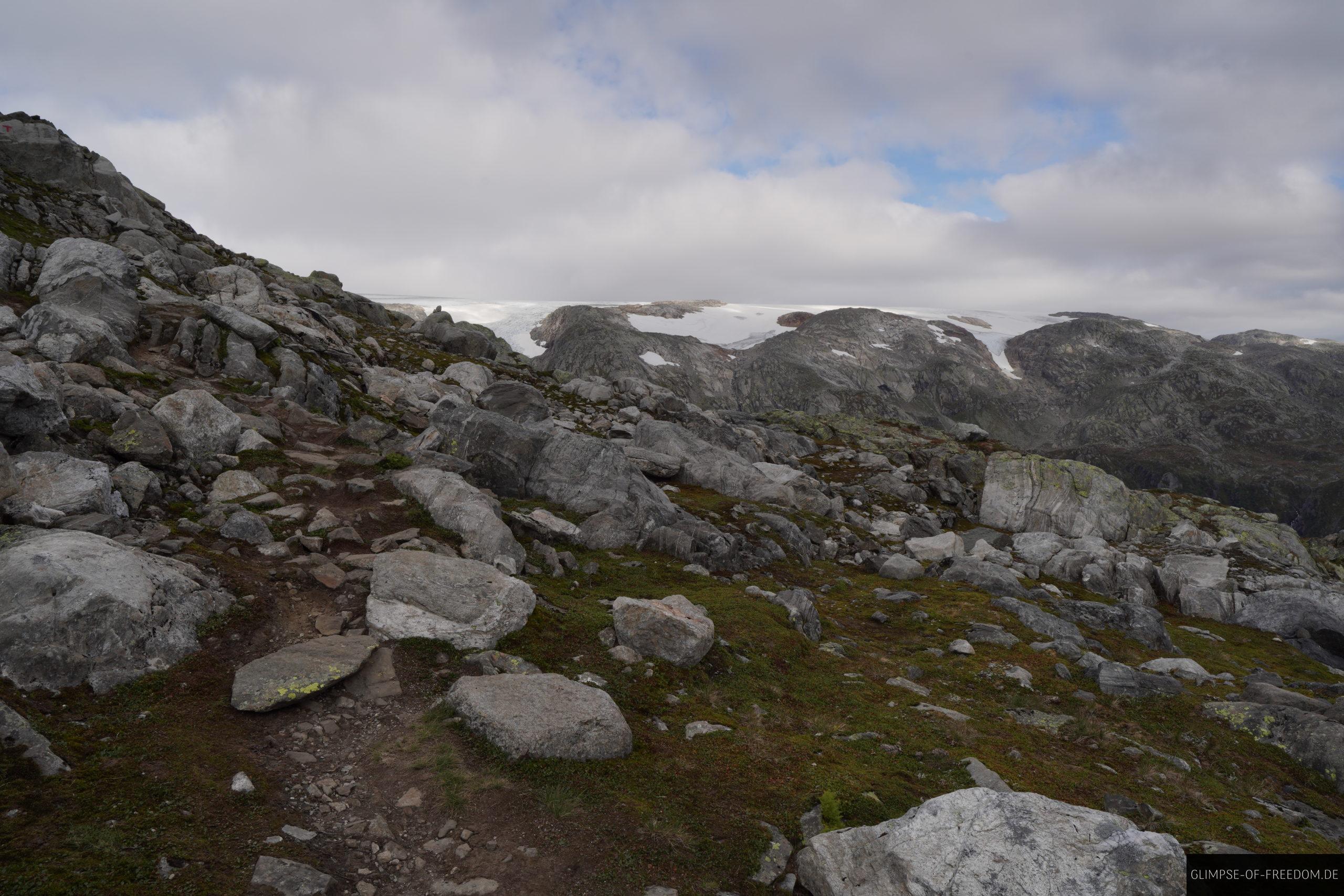 Felsige Landschaft beim Aufstieg scaled Felsige Landschaft beim Aufstieg