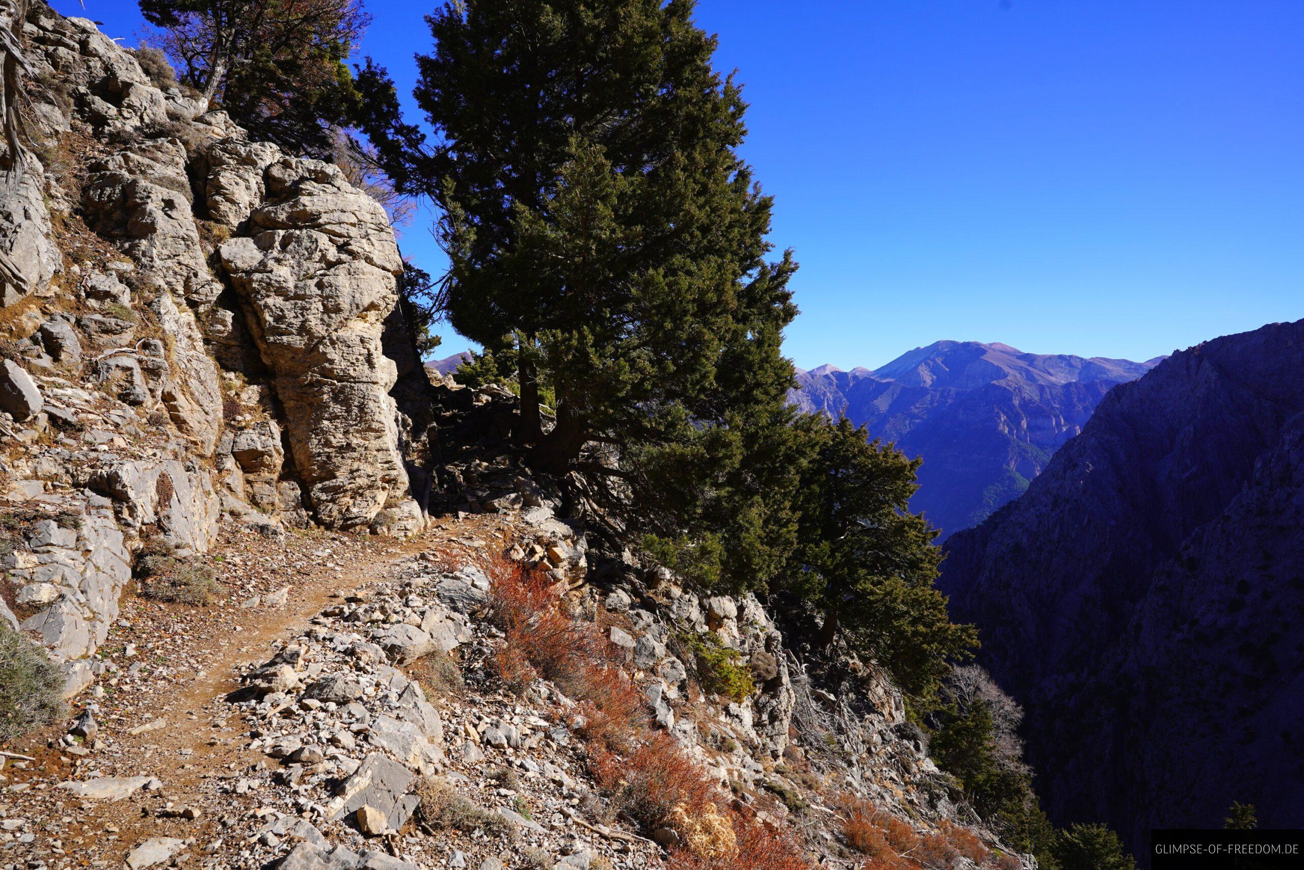 Friedlicher Wanderpfad auf Kreta scaled Friedlicher Wanderpfad auf Kreta