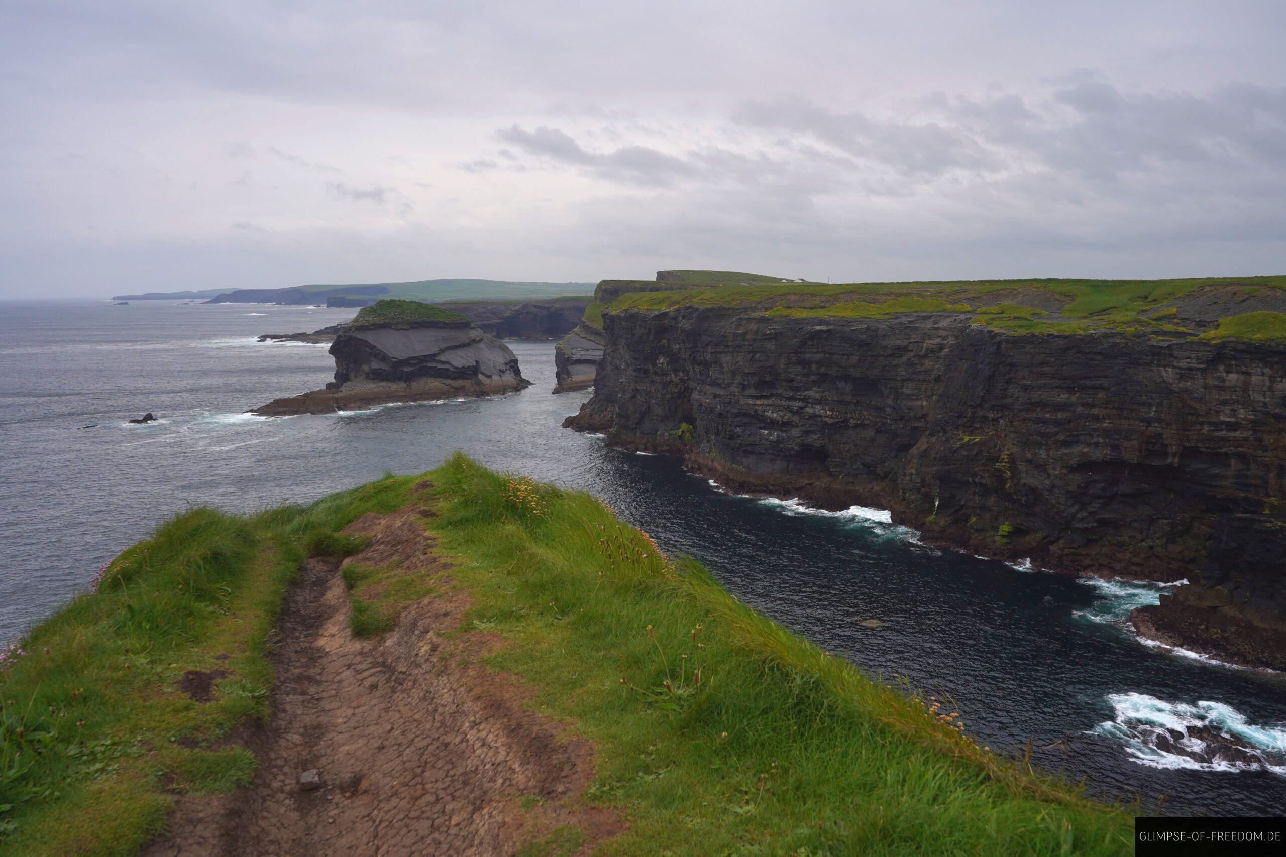 Gefaehrlicher Kilkee Cliffs Aussichtspunkt scaled Gefährlicher Kilkee Cliffs Aussichtspunkt