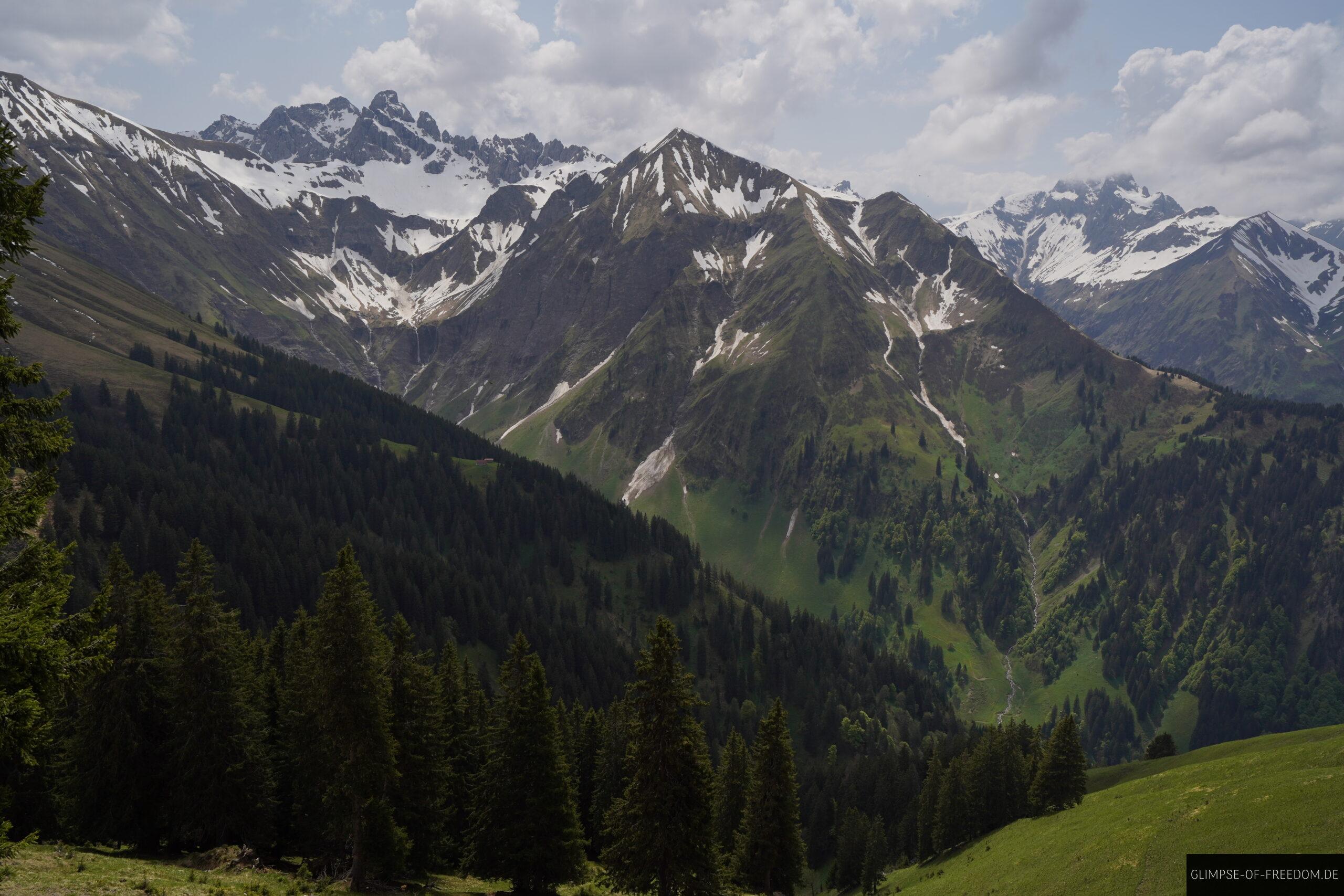Geniale Aussicht im Allgaeu scaled Geniale Aussicht im Allgäu