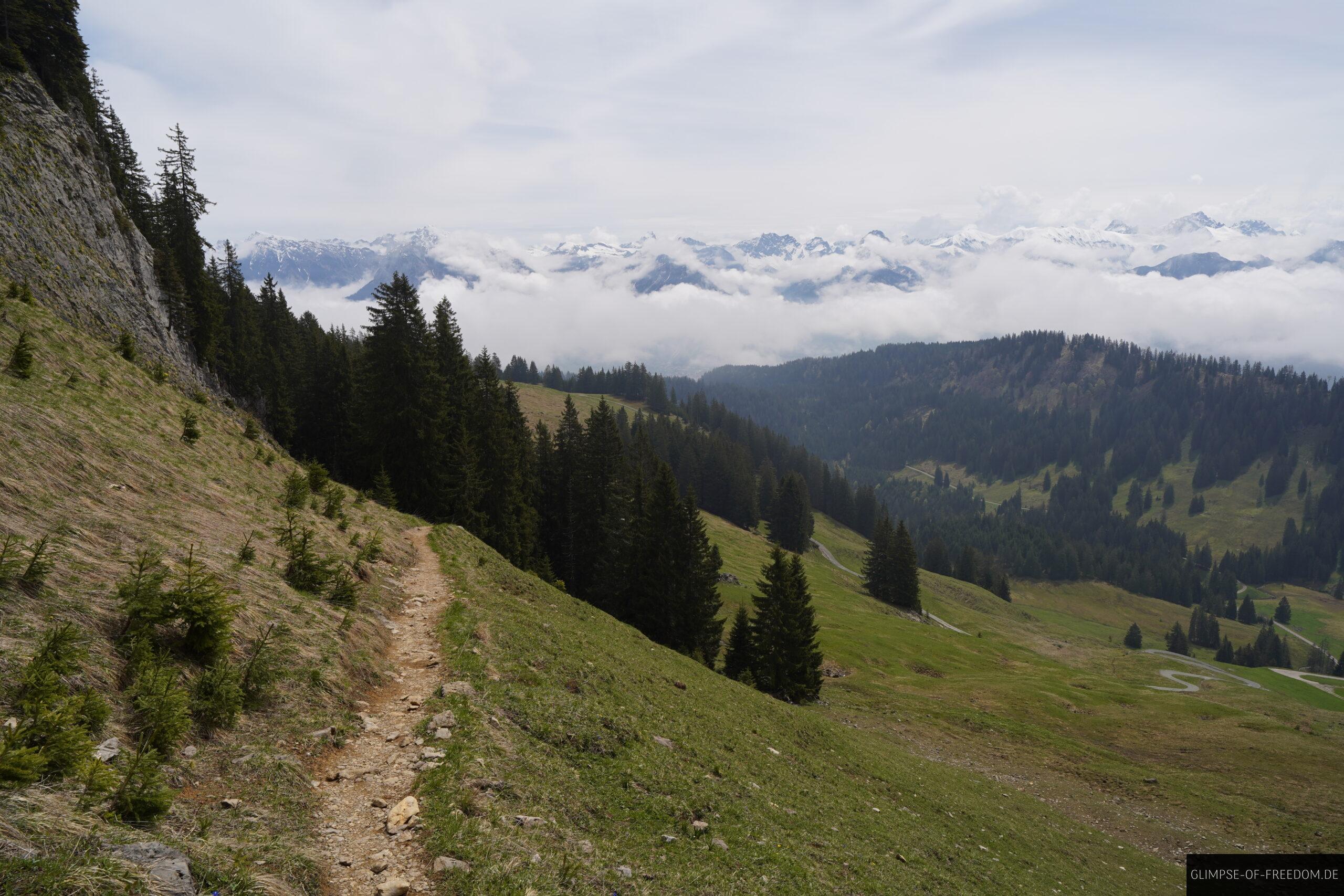 Genialer Wanderweg am Besler Berg scaled Genialer Wanderweg am Besler Berg