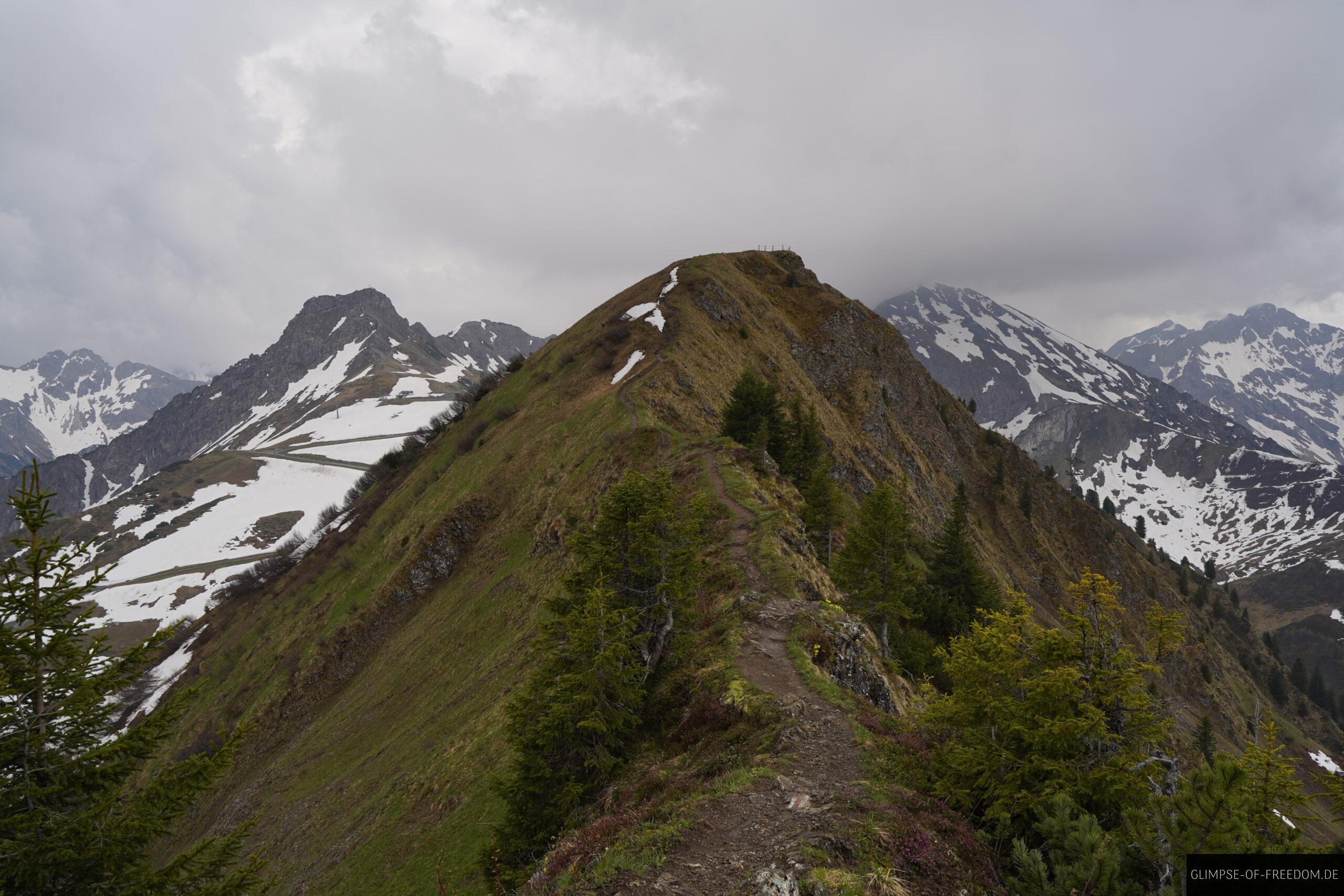 Gratwanderung zwischen der Gehrenspitze und der Kanzelwand scaled Gratwanderung zwischen der Gehrenspitze und der Kanzelwand