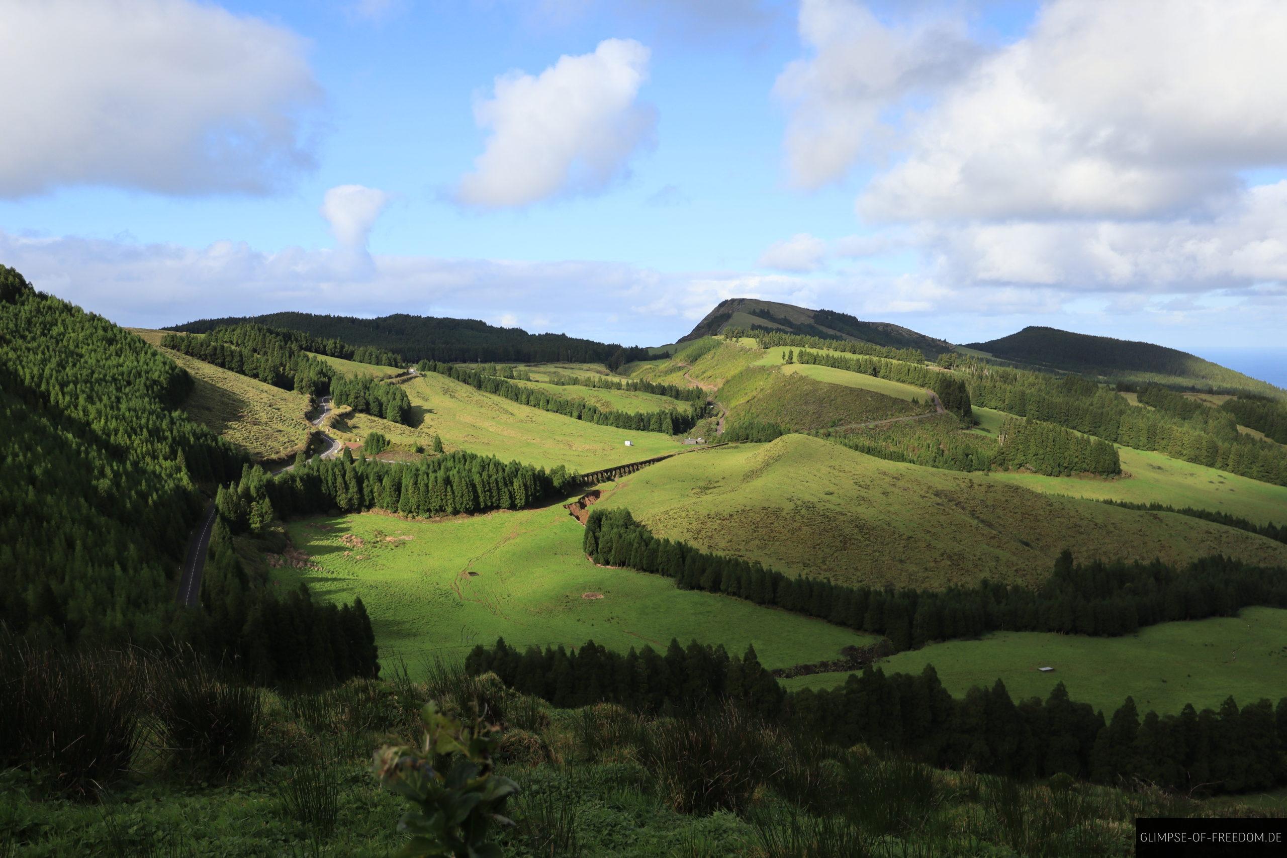 Gruene Landschaft Sao Miguel Azoren scaled Grüne Landschaft Sao Miguel Azoren