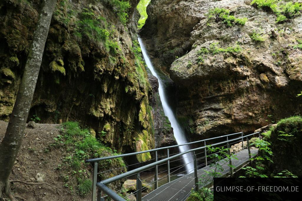 Gut zugänglicher Hinanger Wasserfall