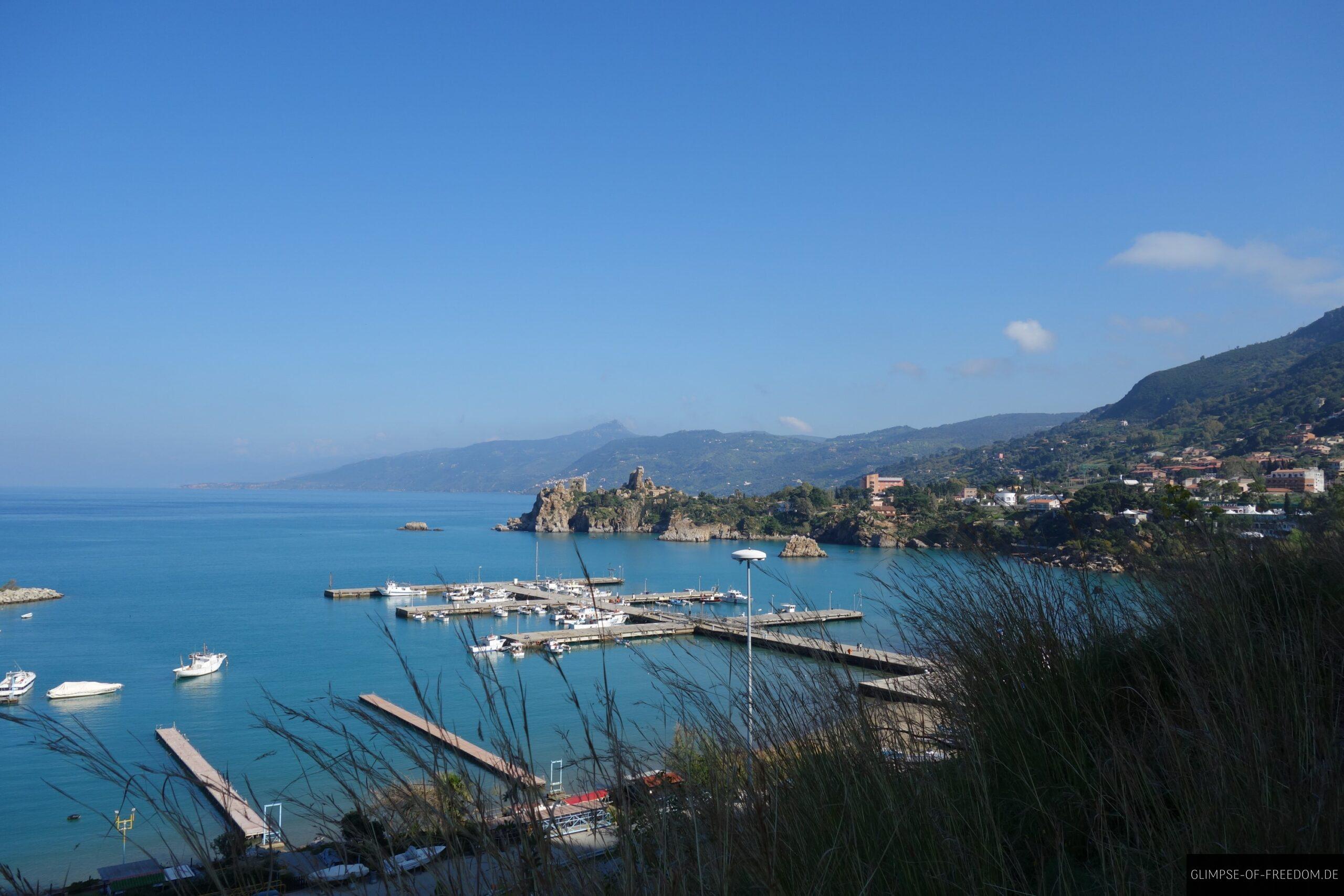 Hafen Cefalu im Blick scaled Hafen Cefalù im Blick