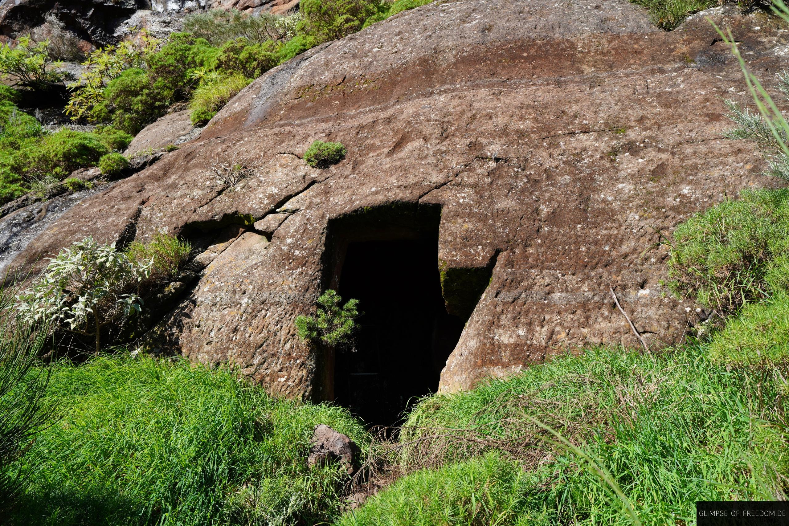 Hoehle am Pico Grande Madeira Höhle am Pico Grande (Madeira)
