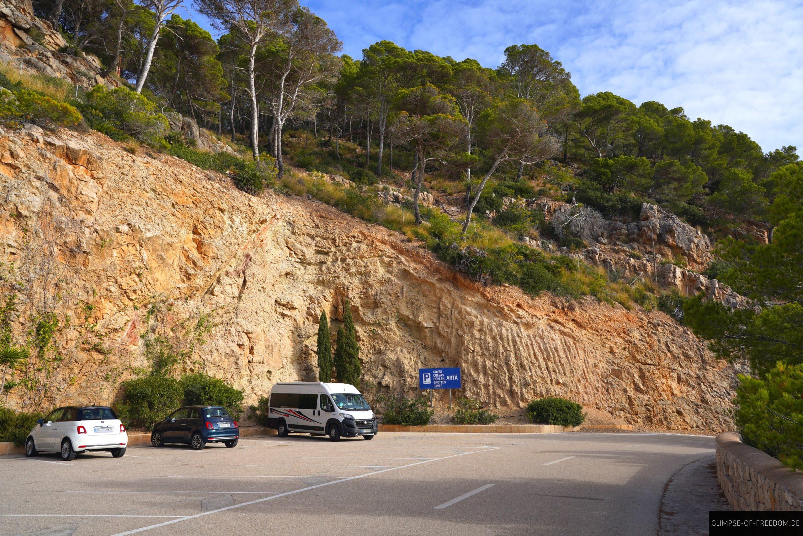 Hoehlen von Arta Parkplatz scaled Höhlen von Artà Parkplatz