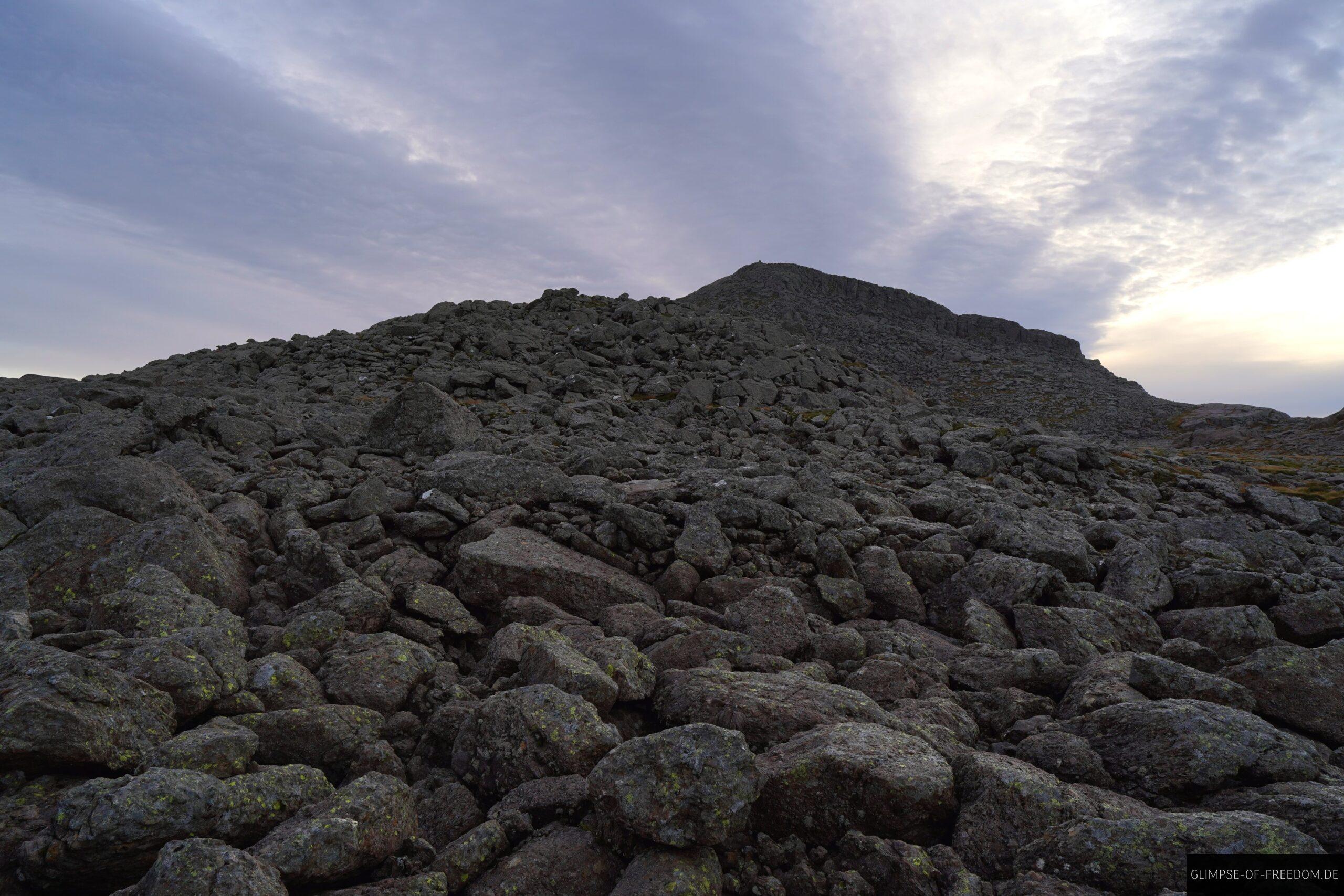 Hornelen Besteigung scaled Hornelen Besteigung