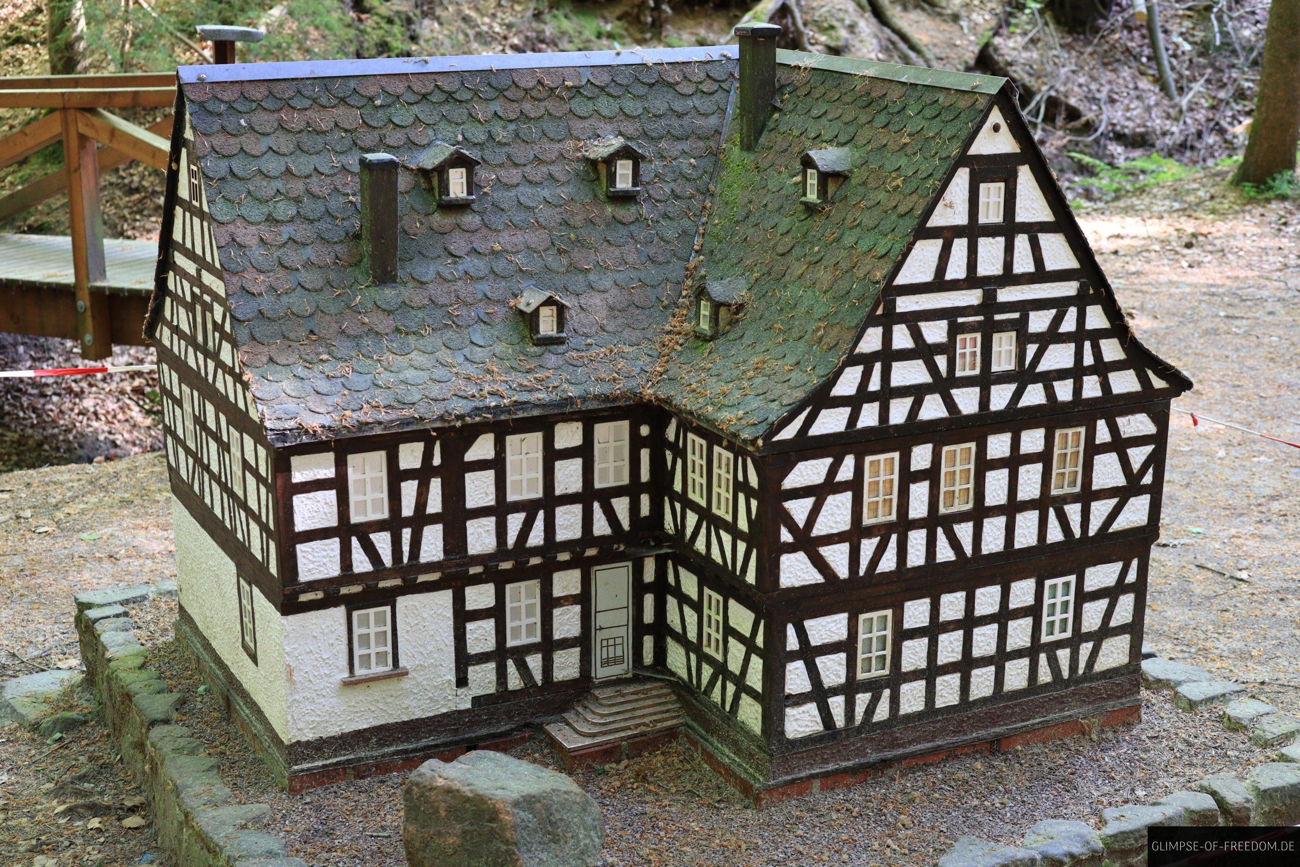 Hotel zur Post Miniatur auf dem Maerchenpfad scaled Hotel zur Post Miniatur auf dem Maerchenpfad