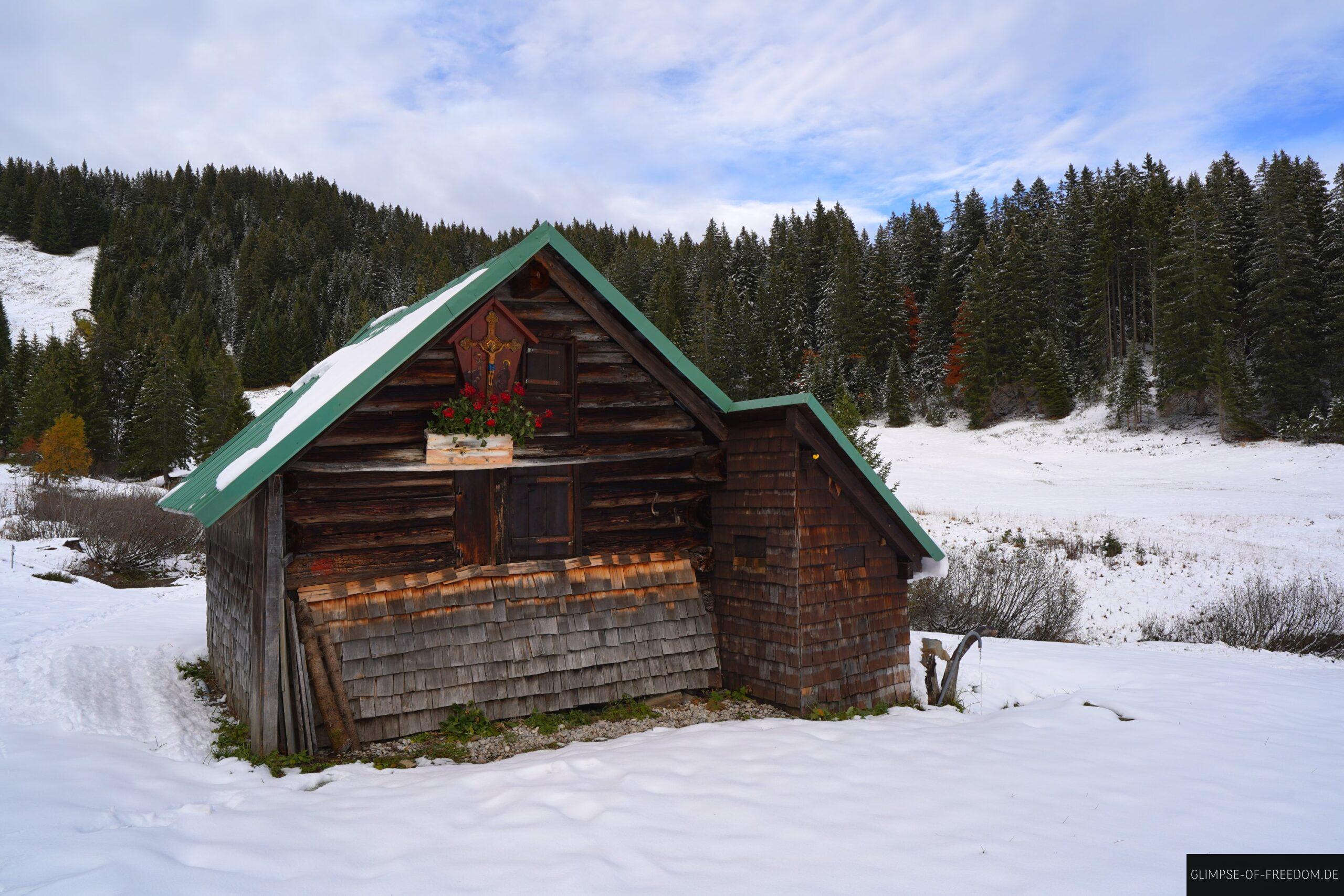 Huetten inmitten des Allgaeus scaled Hütten inmitten des Allgäus