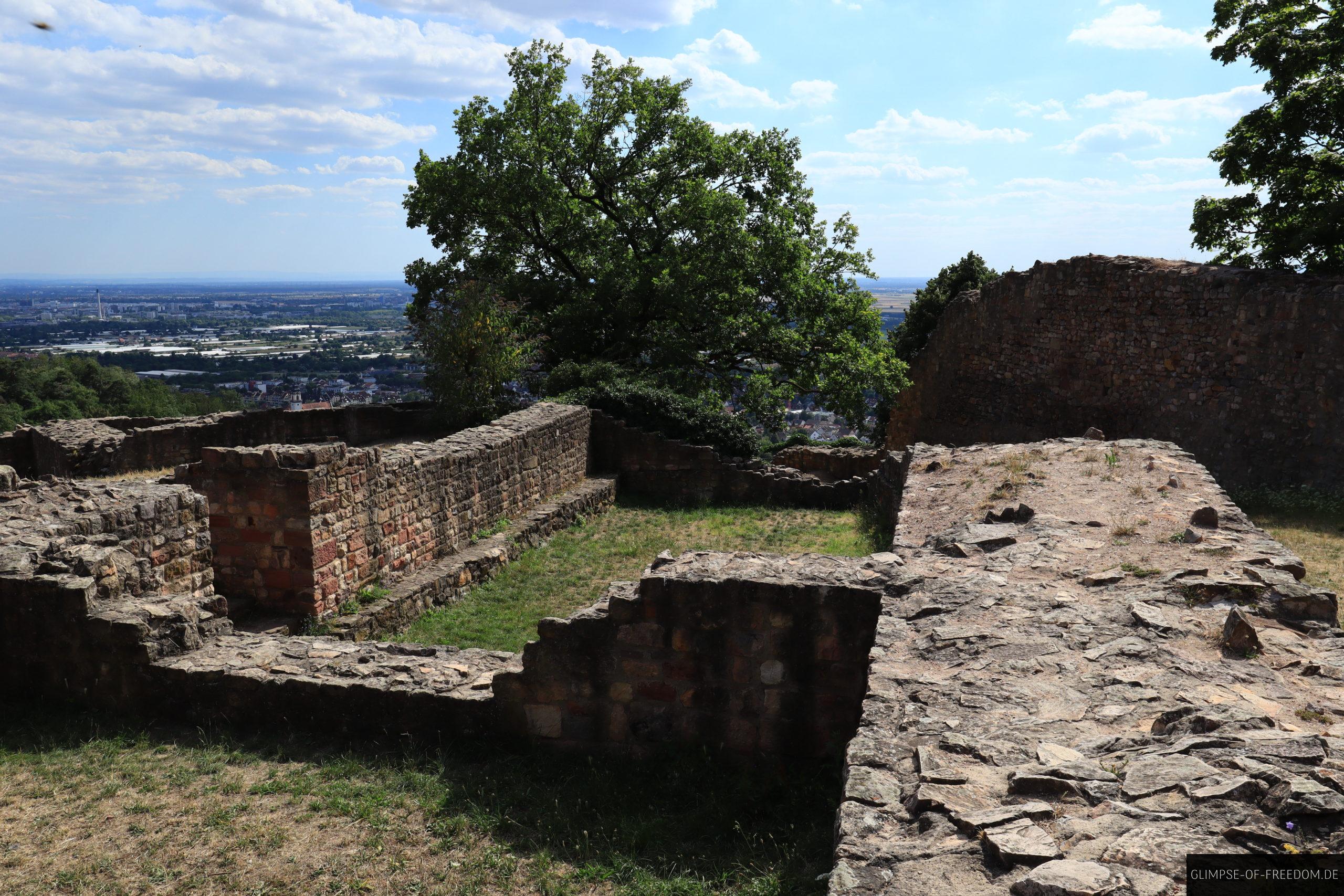 Im Innern der Schauenburg Ruine