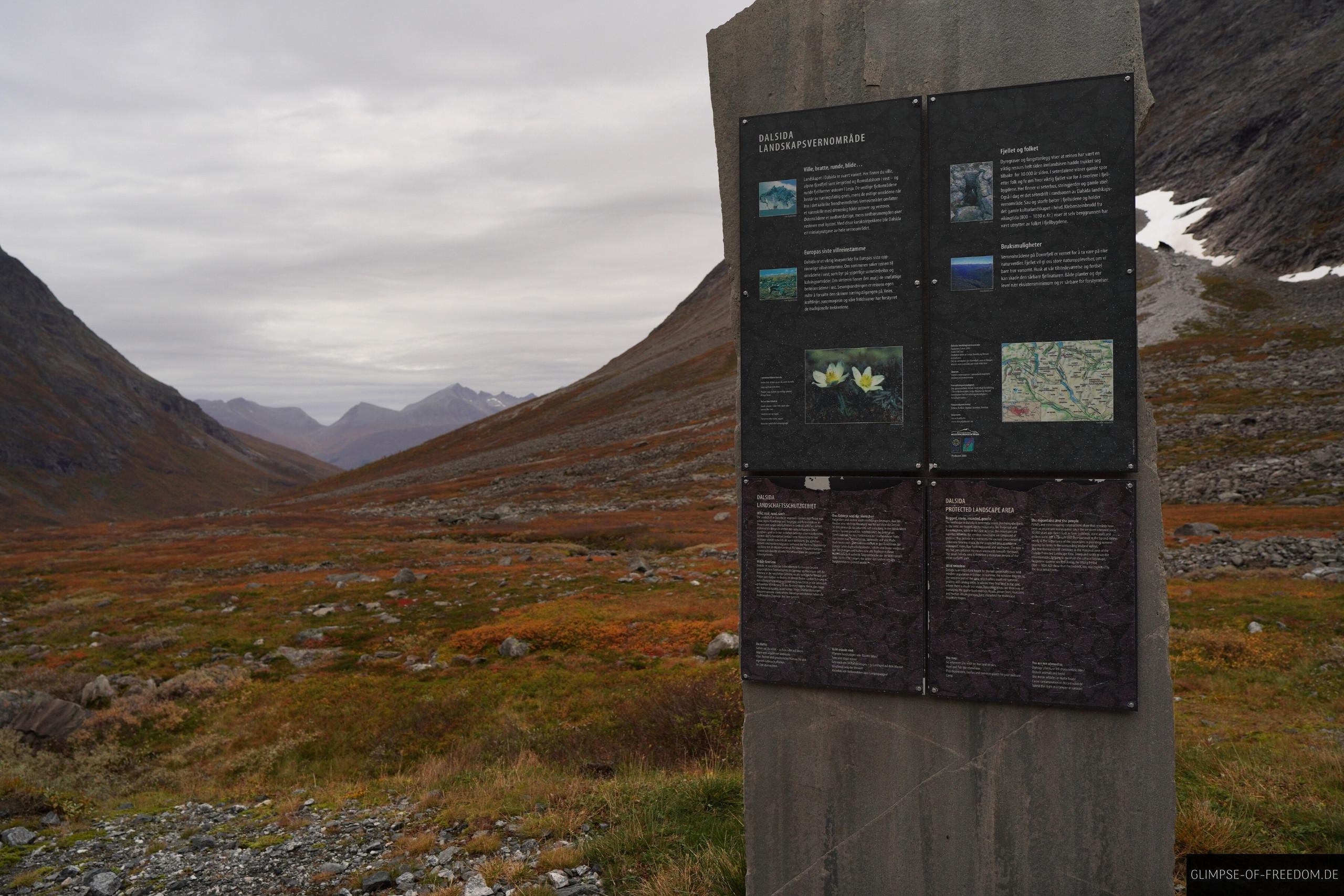 Infotafel am See Hornvatnet Infotafel am See Hornvatnet