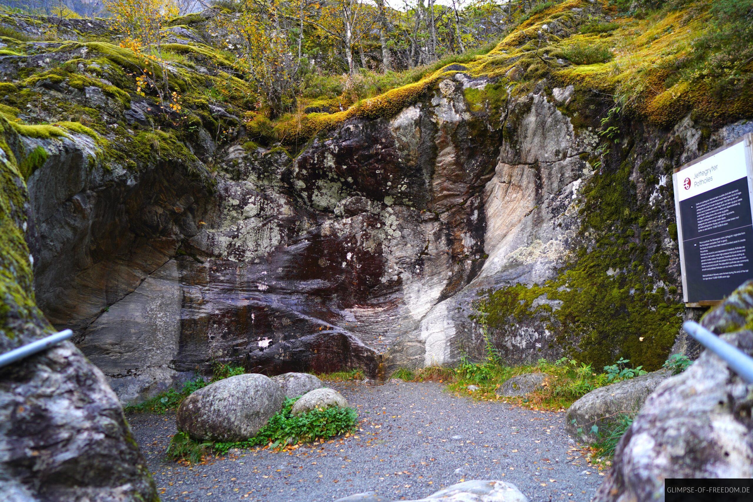 Jettegrytter Potholes scaled Jettegrytter Potholes