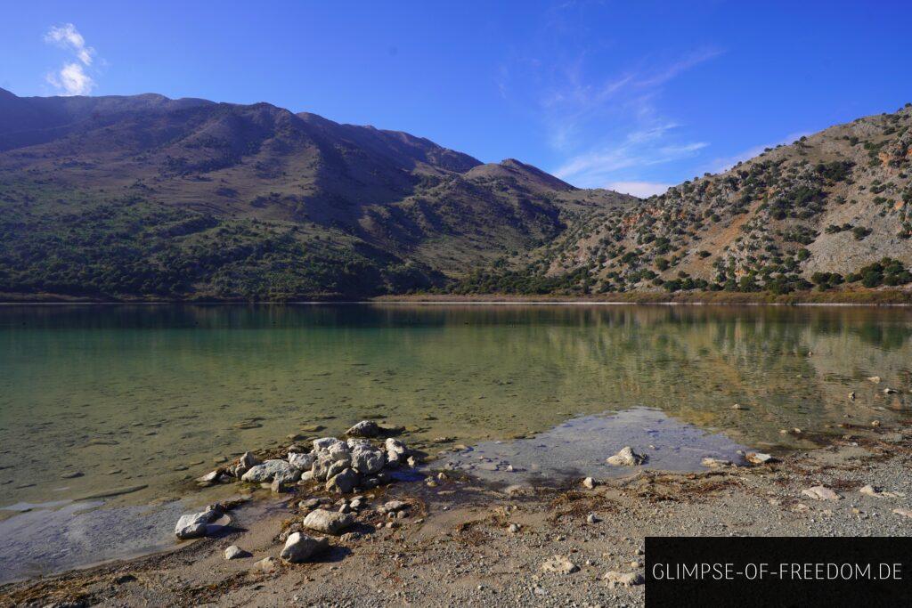 Kournas See Groesster Süßwassersee auf der Insel Kreta