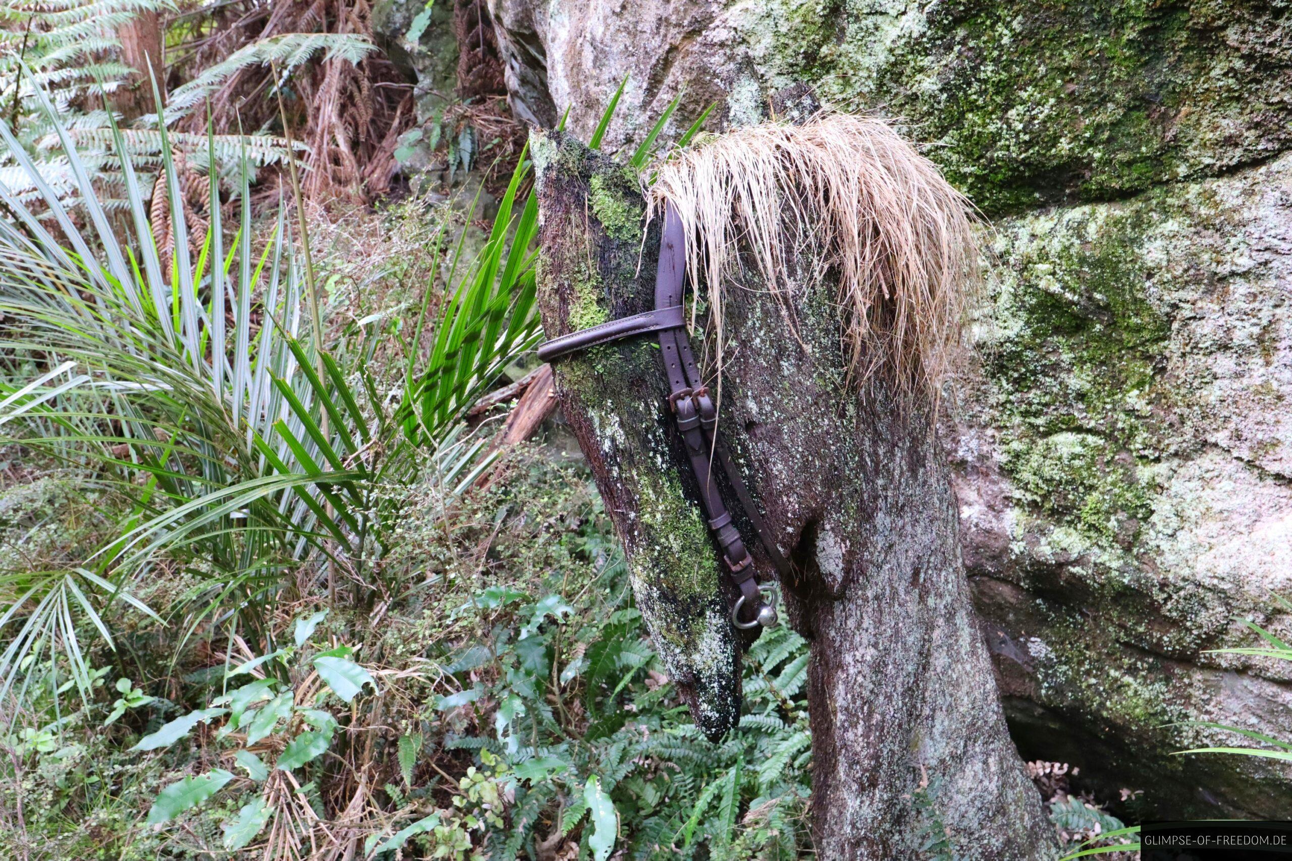 Kreatives Steinpferd Kundstwerk scaled Kreatives Steinpferd Kundstwerk