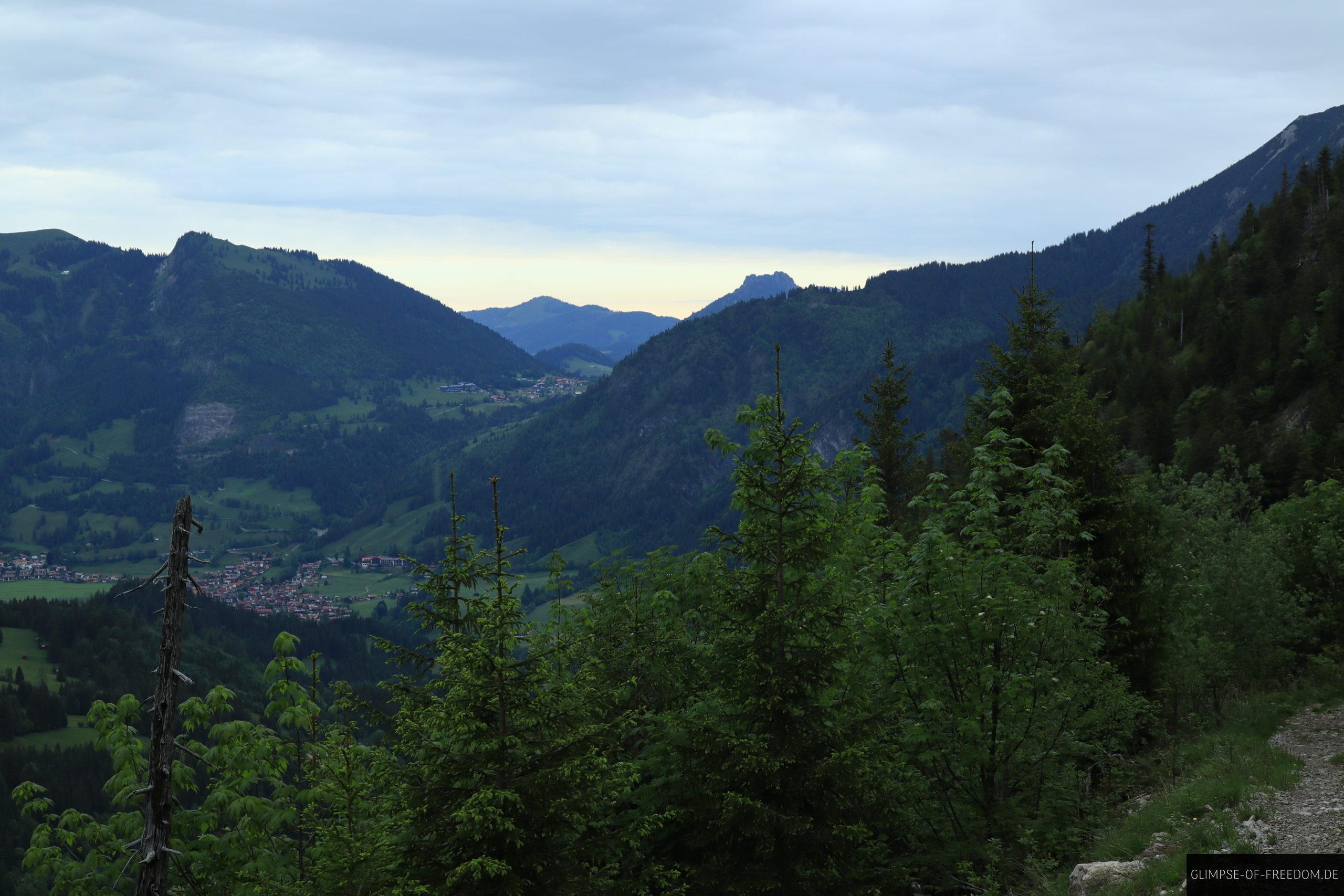Kurzer Blick zurueck auf der Rotspitze Wanderung scaled Kurzer Blick zurück auf der Rotspitze Wanderung